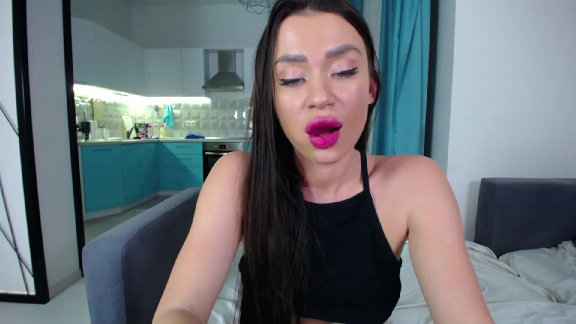 Gallery image thumbnail from Lana_Love's myfreecams stream on, 12/04/2022, 24:31 image 19 of 20