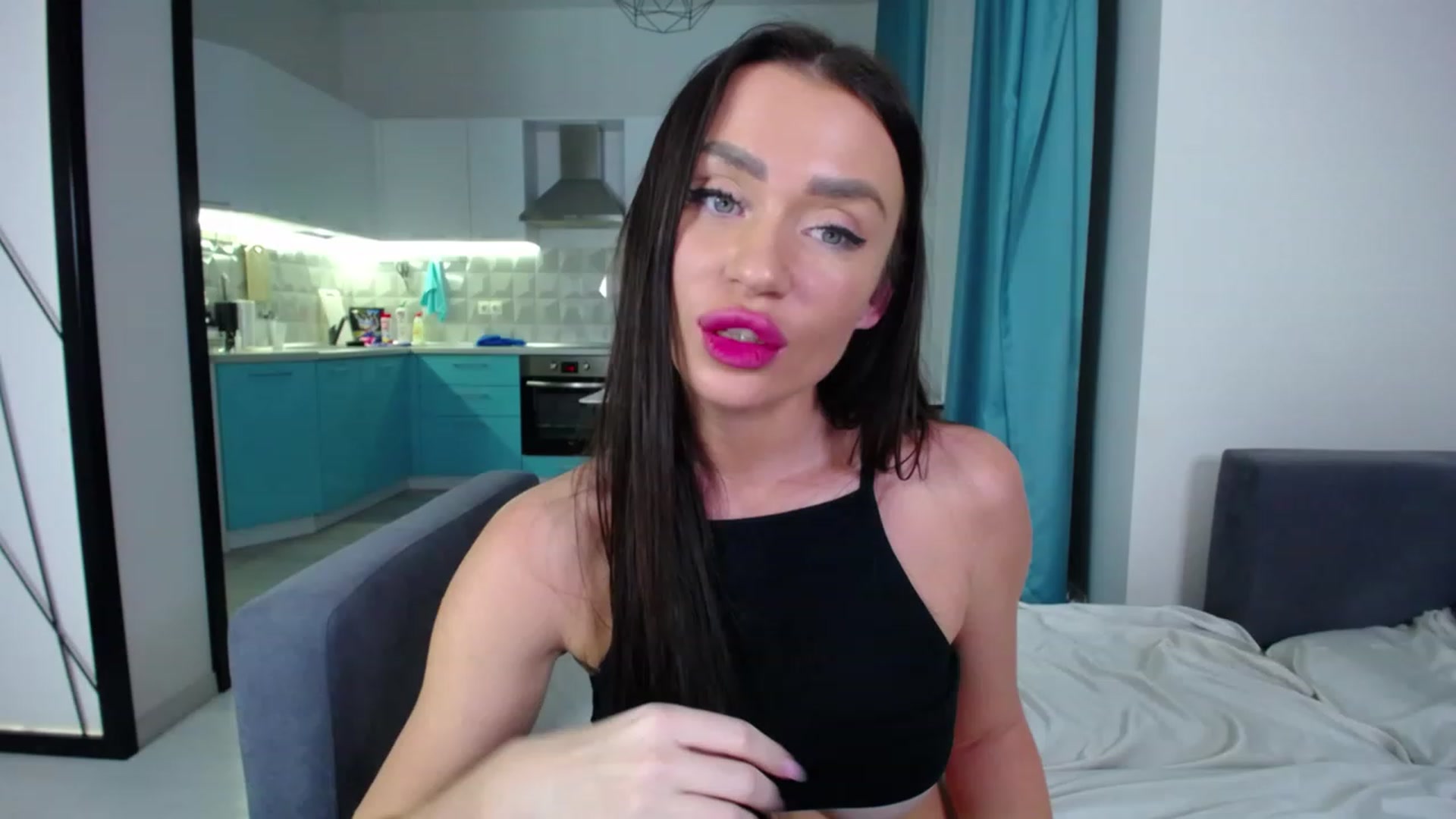 Gallery image thumbnail from Lana_Love's myfreecams stream on, 12/04/2022, 24:31 image 7 of 20