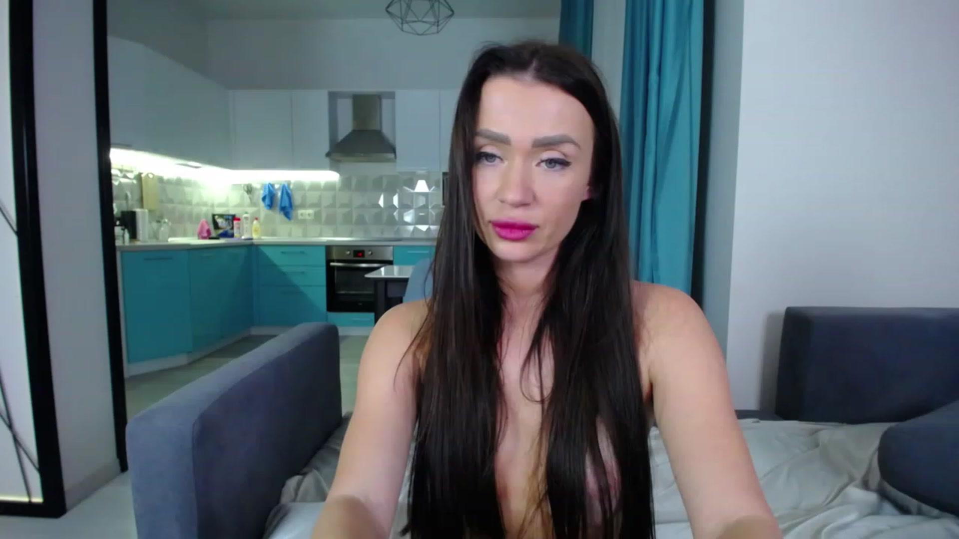 Gallery image thumbnail from Lana_Love's myfreecams stream on, 12/06/2022, 24:34 image 16 of 20