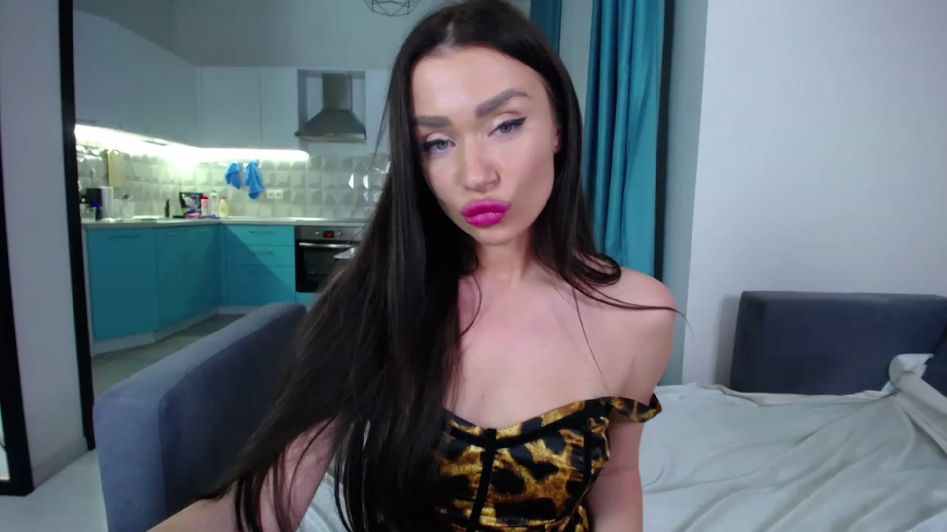 Gallery image thumbnail from Lana_Love's myfreecams stream on, 12/06/2022, 23:40 image 11 of 20