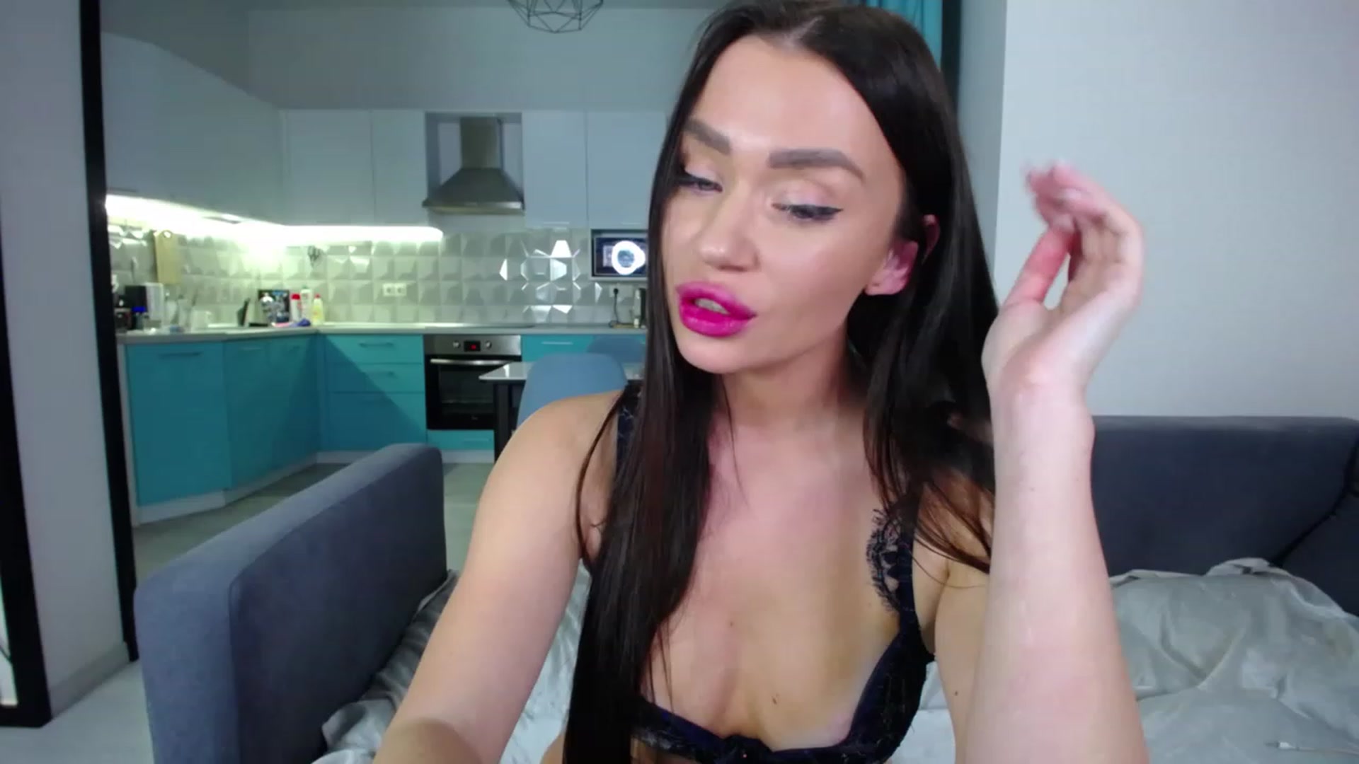 Gallery image thumbnail from Lana_Love's myfreecams stream on, 12/09/2022, 21:49 image 4 of 20