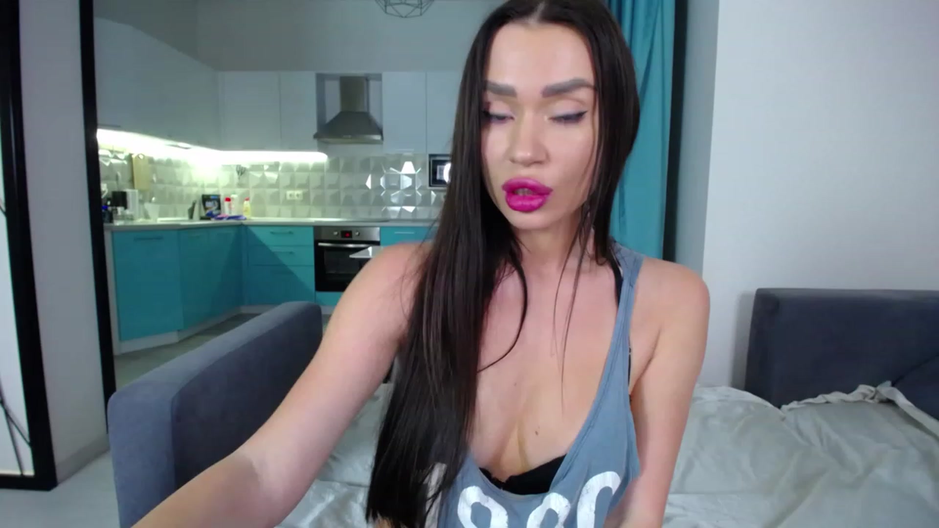 Gallery image thumbnail from Lana_Love's myfreecams stream on, 12/10/2022, 21:39 image 13 of 20