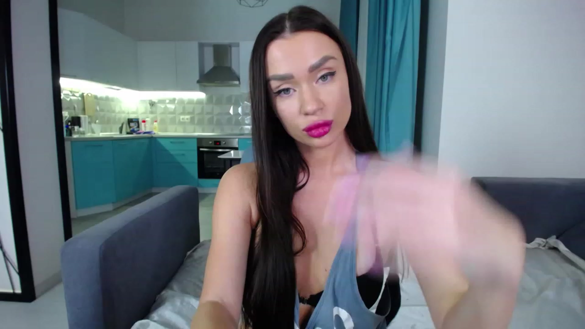 Gallery image thumbnail from Lana_Love's myfreecams stream on, 12/10/2022, 21:39 image 10 of 20