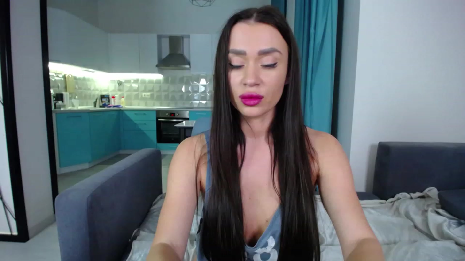 Gallery image thumbnail from Lana_Love's myfreecams stream on, 12/10/2022, 22:29 image 6 of 20