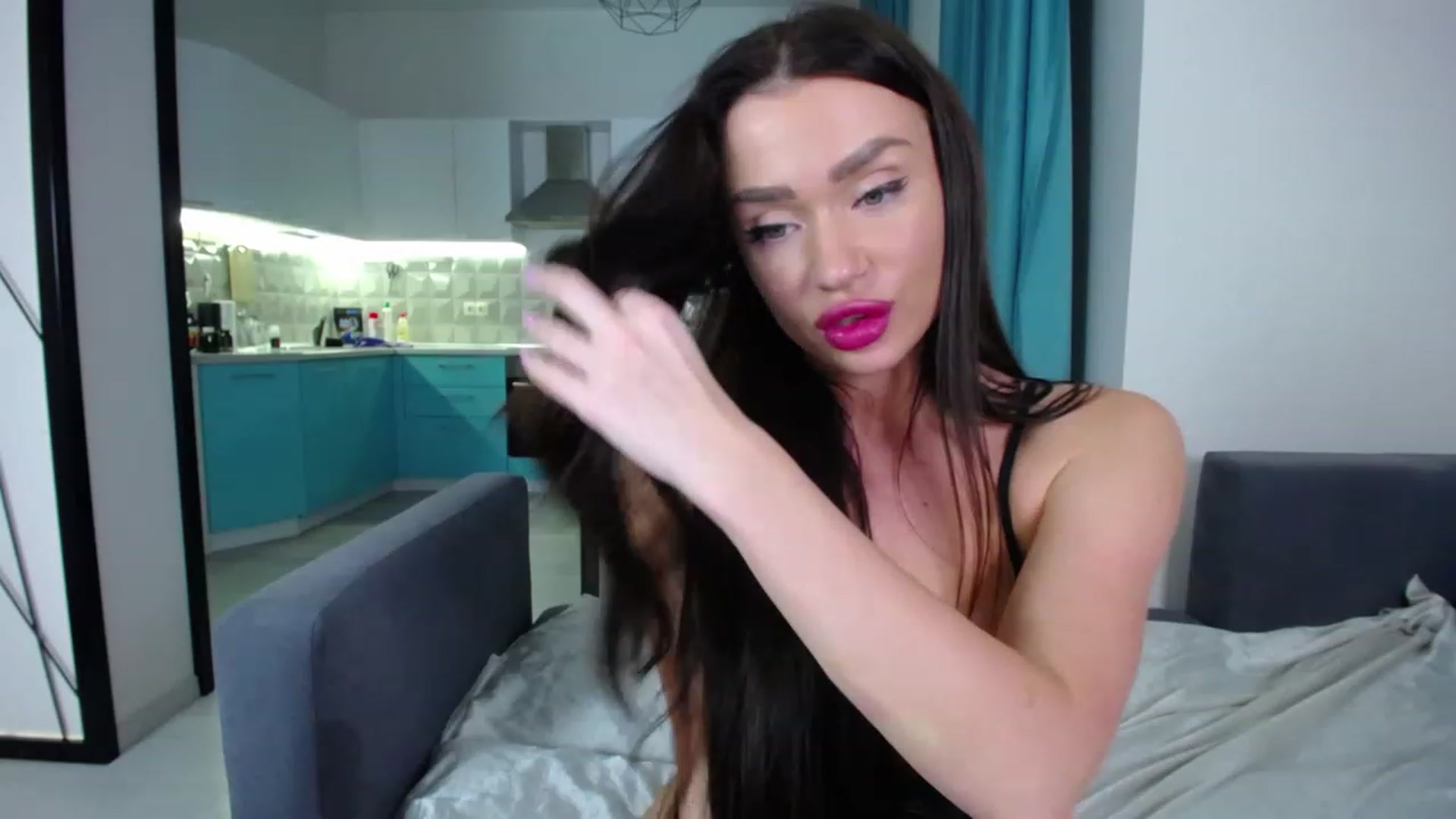 Gallery image thumbnail from Lana_Love's myfreecams stream on, 12/12/2022, 24:36 image 4 of 20