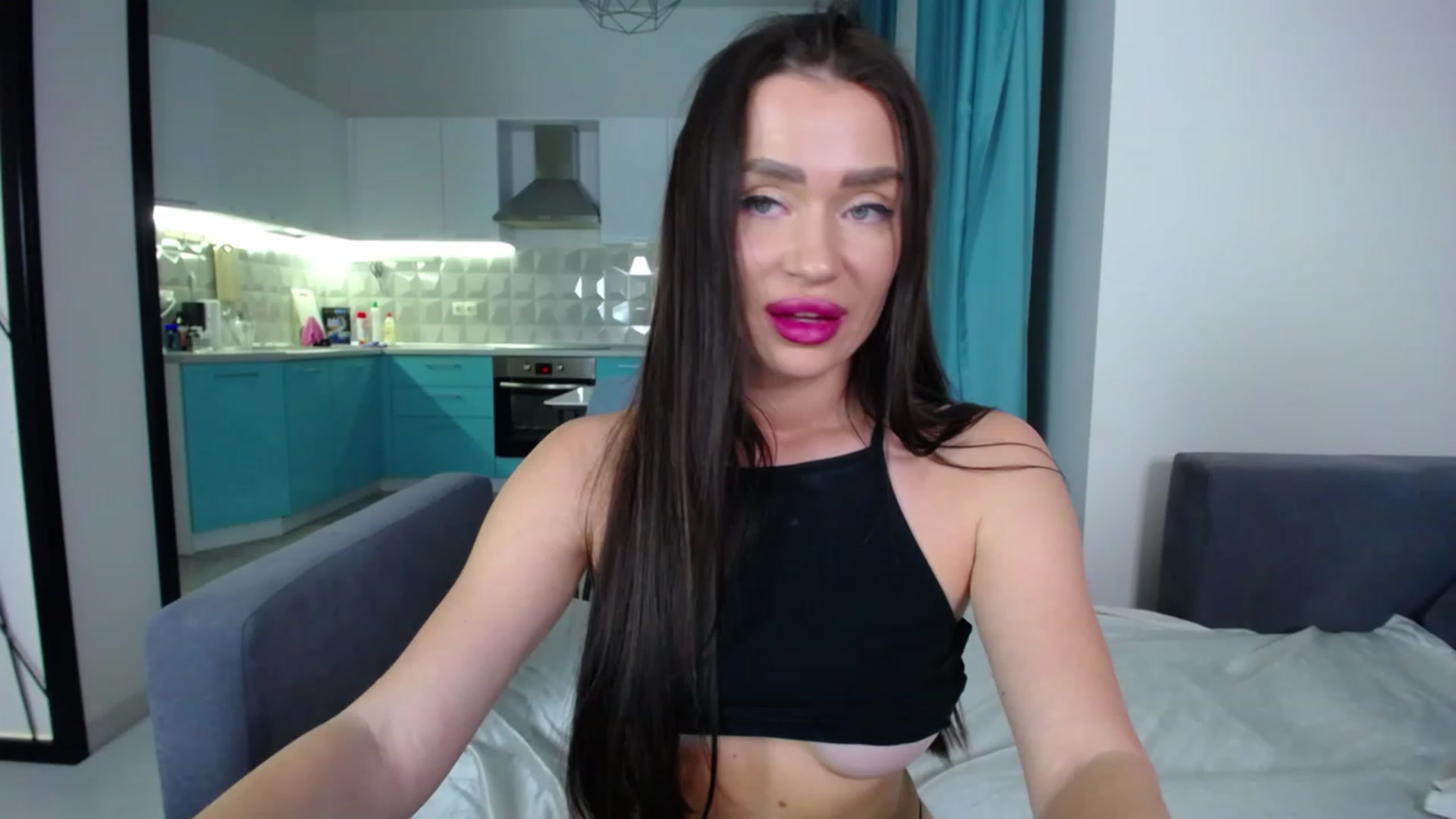 Gallery image thumbnail from Lana_Love's myfreecams stream on, 12/12/2022, 22:04 image 3 of 20