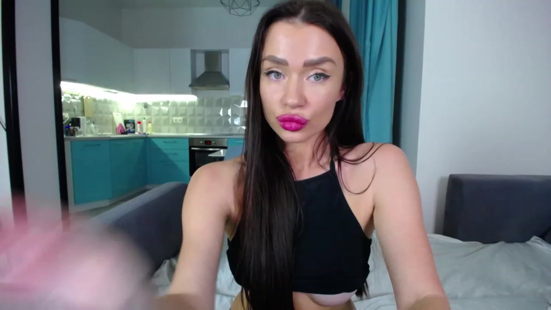 Gallery image thumbnail from Lana_Love's myfreecams stream on, 12/12/2022, 22:04 image 14 of 20