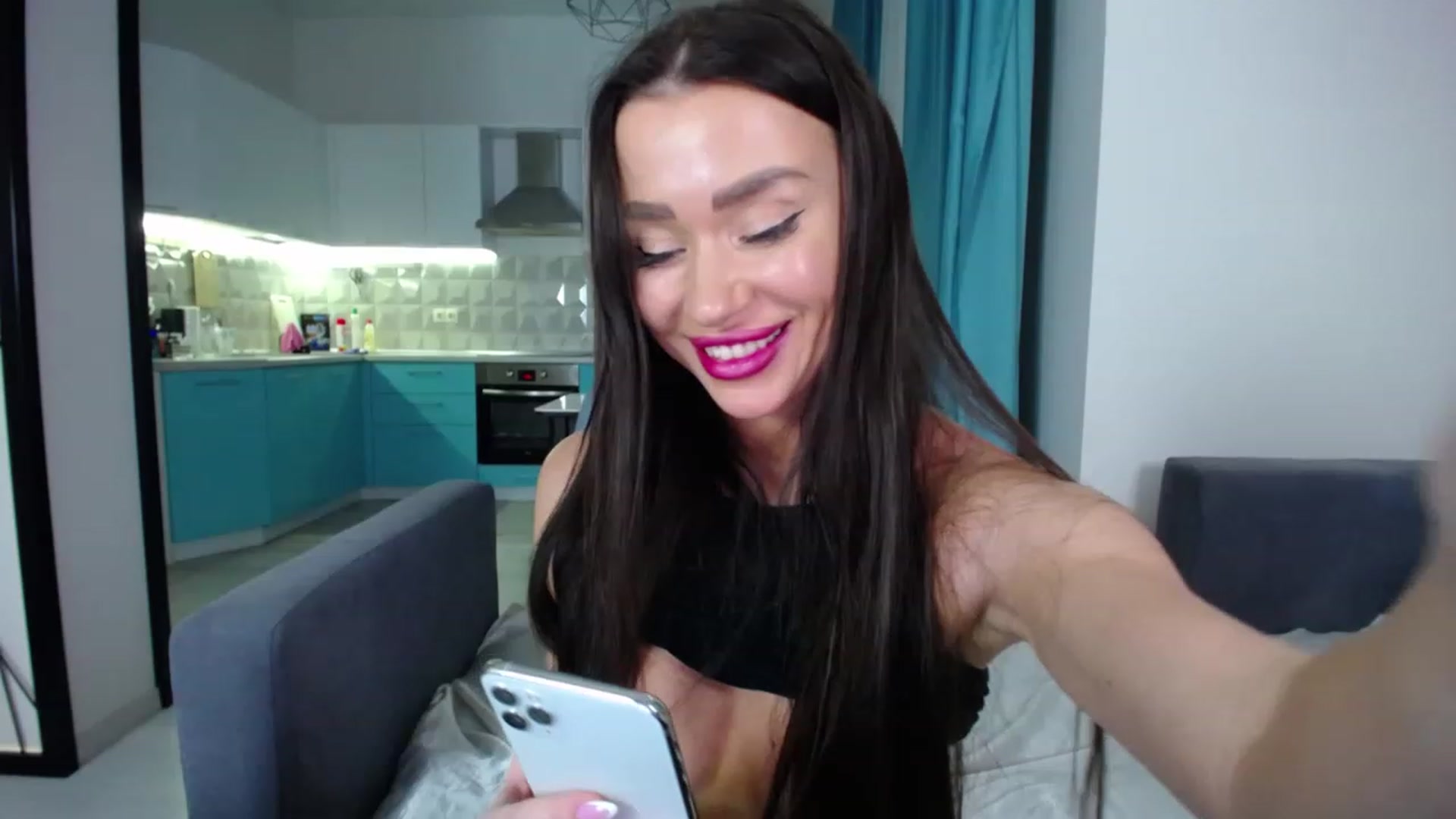 Gallery image thumbnail from Lana_Love's myfreecams stream on, 12/12/2022, 22:04 image 18 of 20