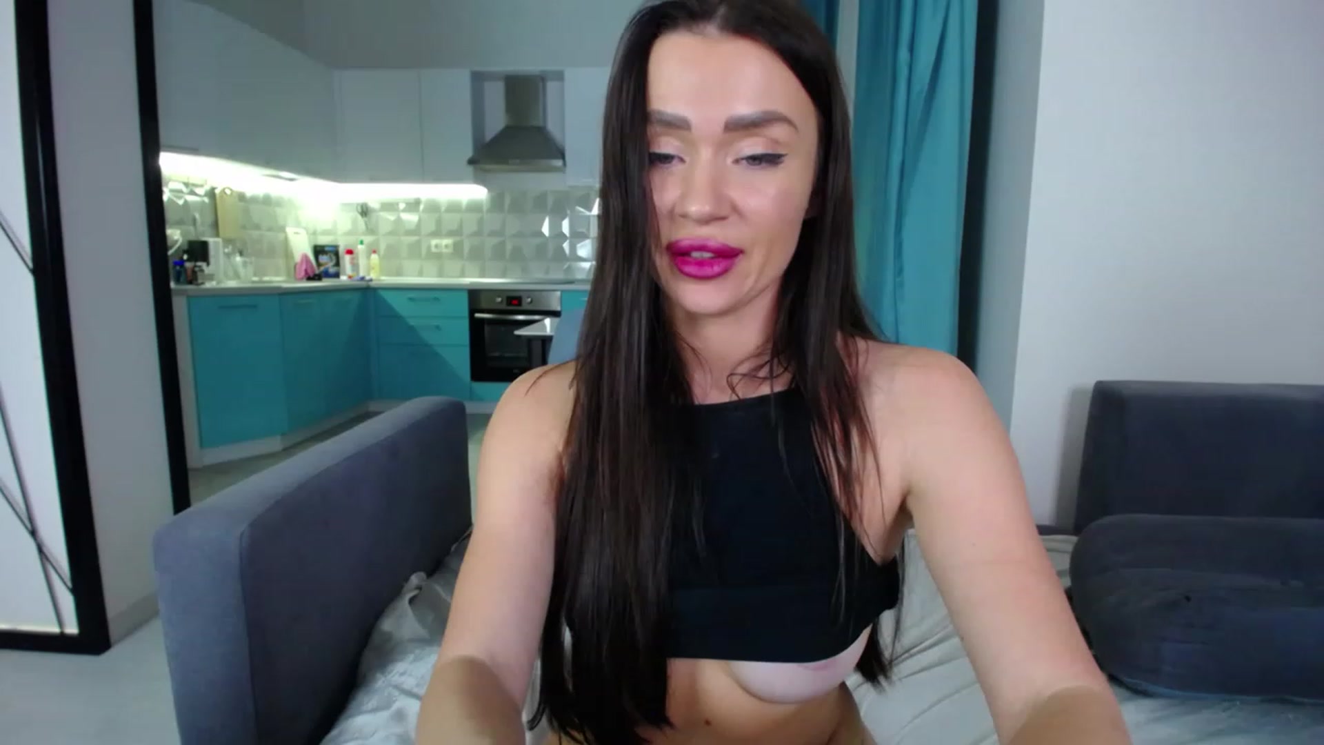 Gallery image thumbnail from Lana_Love's myfreecams stream on, 12/12/2022, 23:57 image 18 of 20