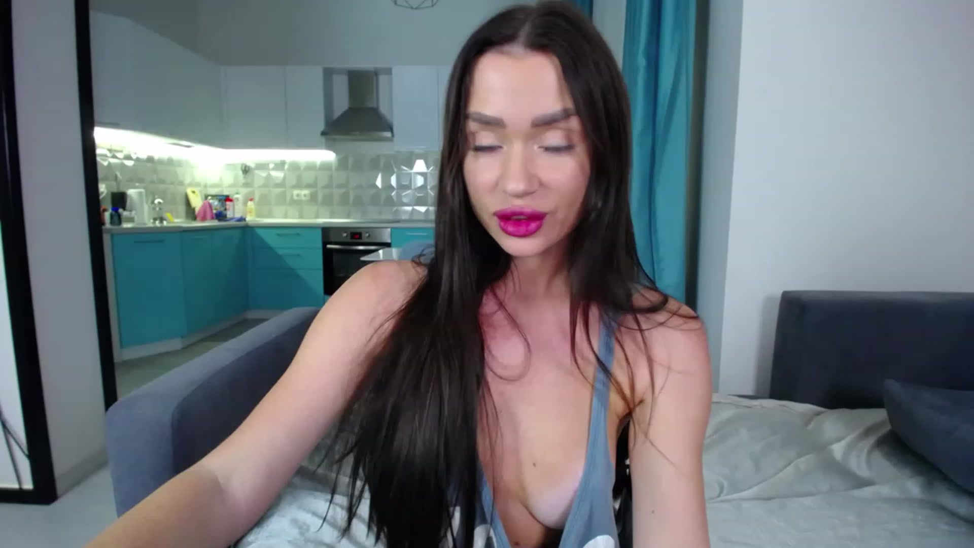Gallery image thumbnail from Lana_Love's myfreecams stream on, 12/15/2022, 23:58 image 4 of 20