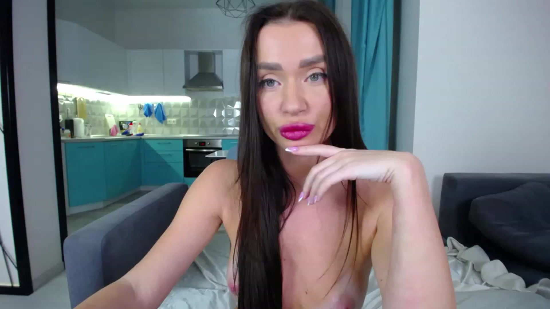 Gallery image thumbnail from Lana_Love's myfreecams stream on, 12/17/2022, 22:38 image 19 of 20