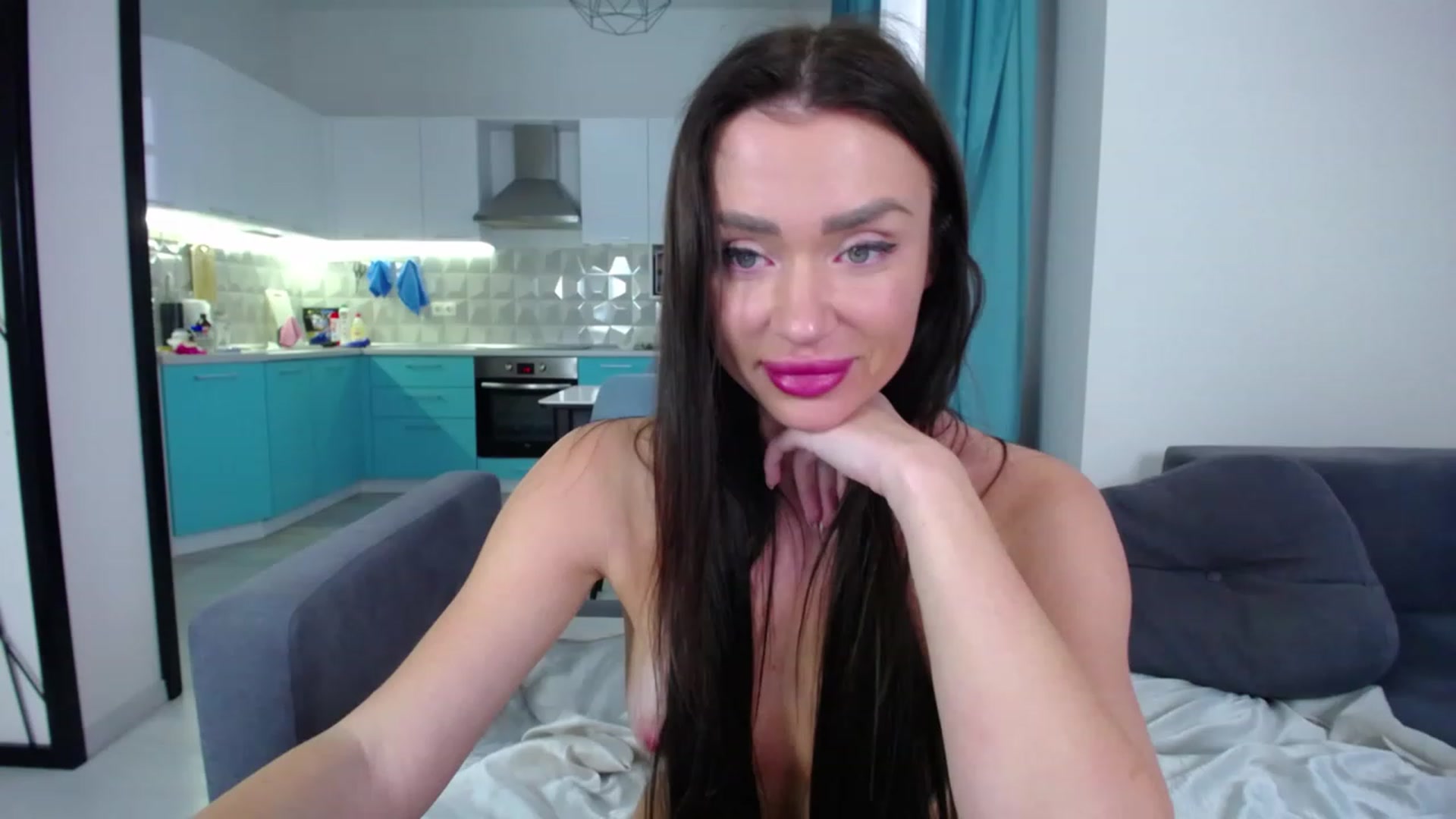 Gallery image thumbnail from Lana_Love's myfreecams stream on, 12/18/2022, 10:08 image 16 of 20
