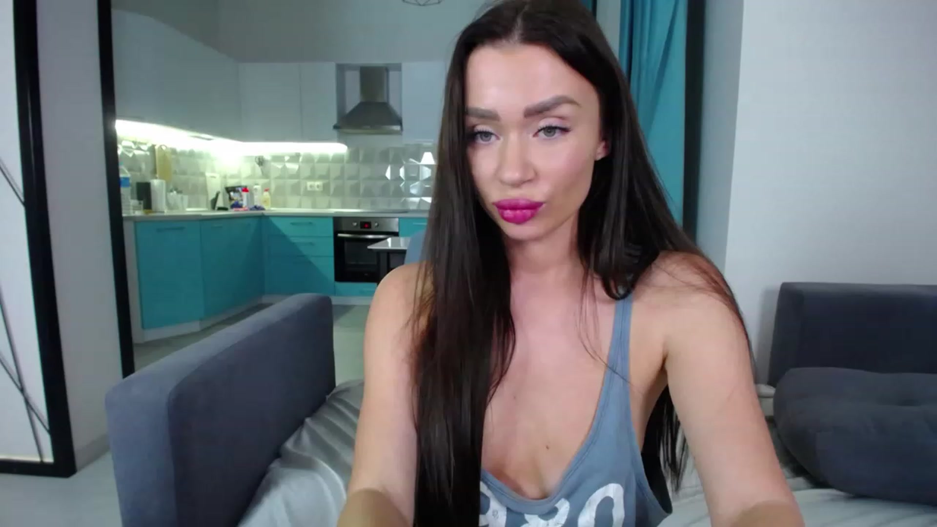 Gallery image thumbnail from Lana_Love's myfreecams stream on, 12/21/2022, 21:51 image 16 of 20