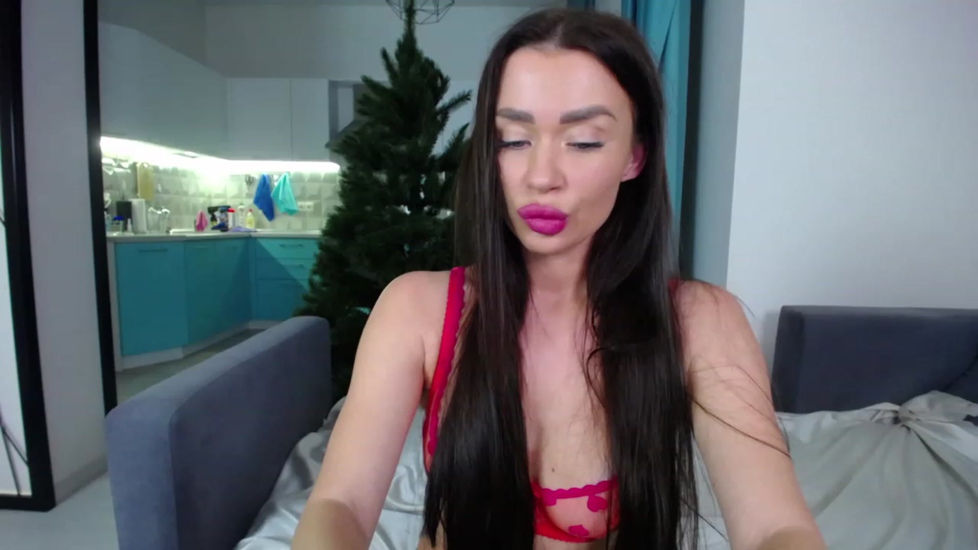 Gallery image thumbnail from Lana_Love's myfreecams stream on, 12/22/2022, 21:45 image 5 of 20
