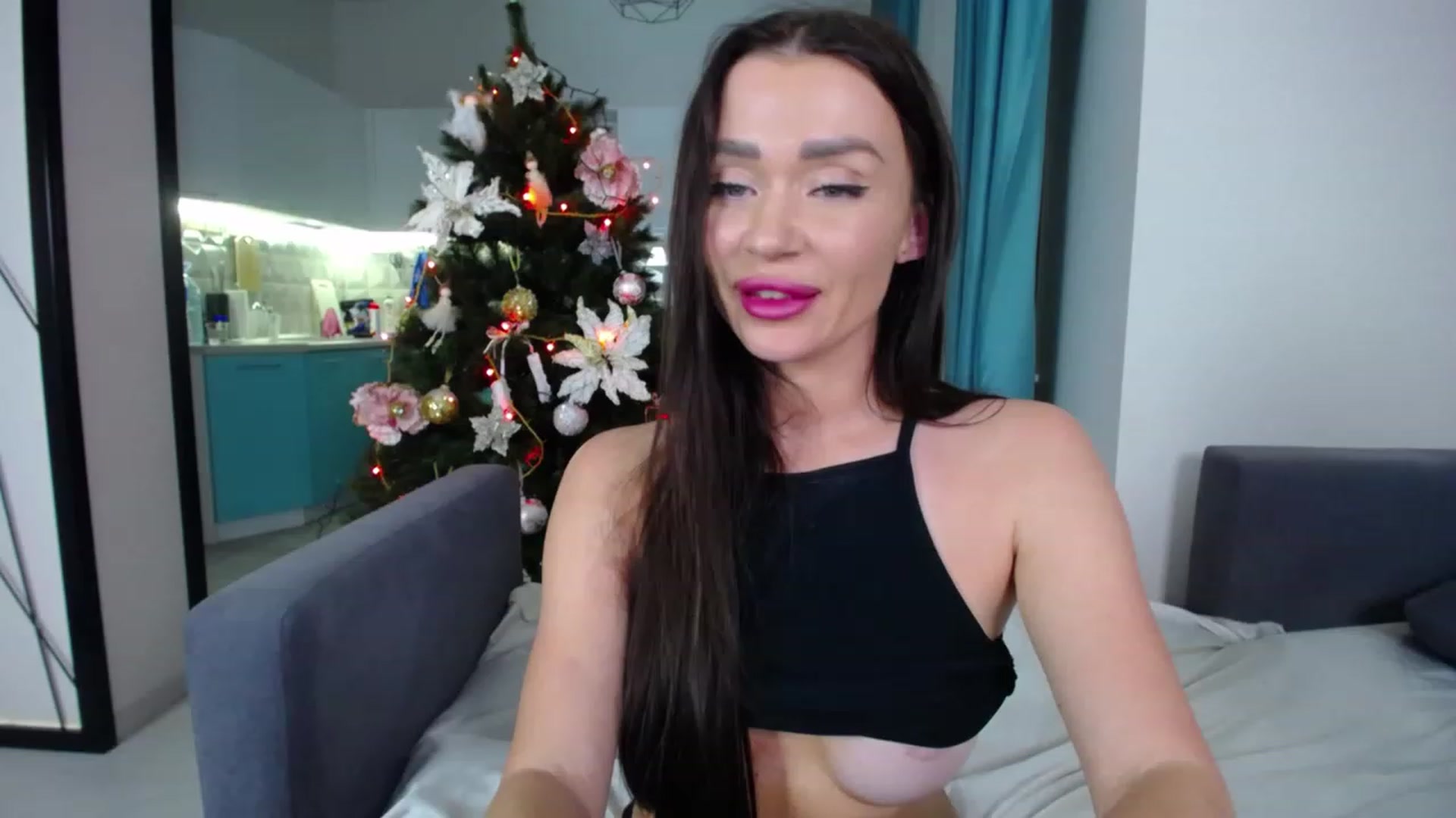 Gallery image thumbnail from Lana_Love's myfreecams stream on, 12/23/2022, 22:38 image 7 of 20