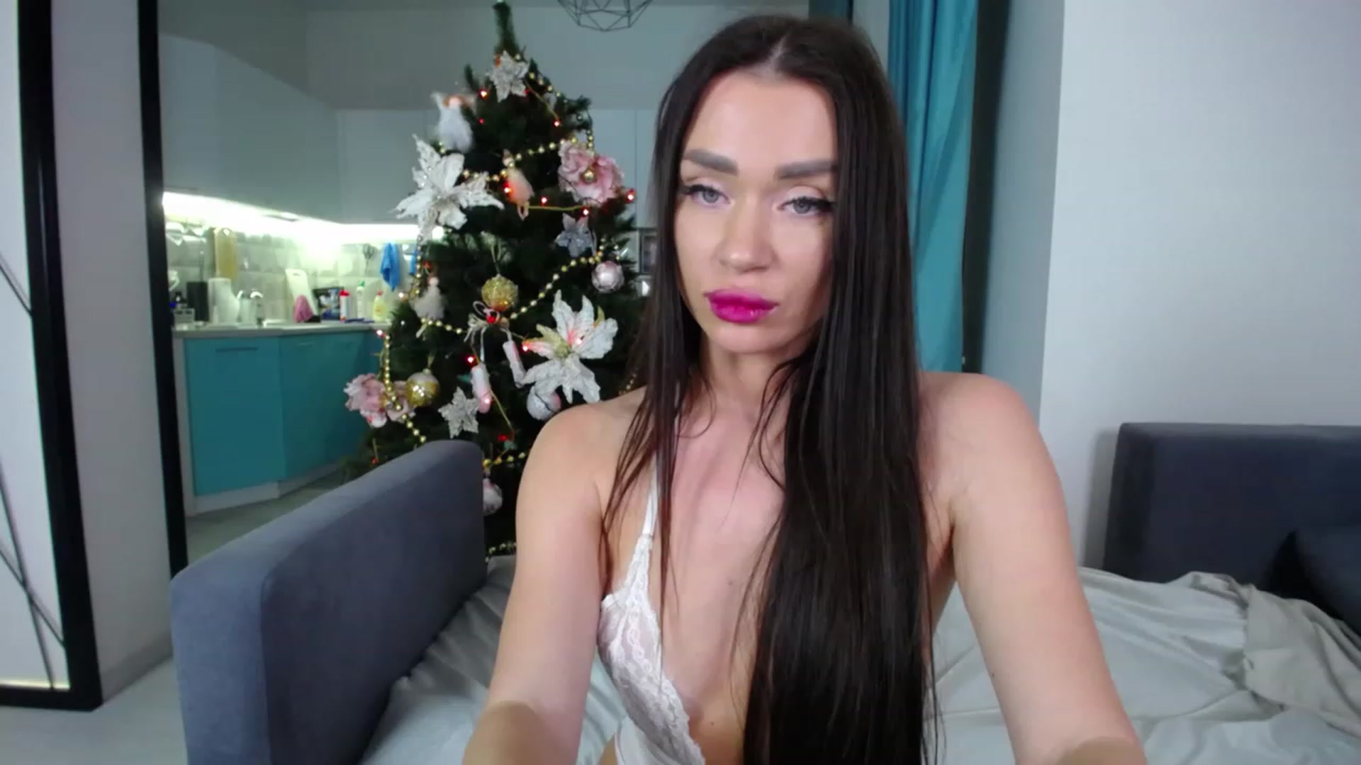 Gallery image thumbnail from Lana_Love's myfreecams stream on, 12/26/2022, 22:12 image 10 of 20