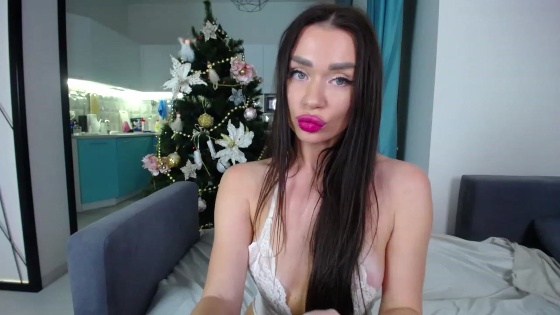 Gallery image thumbnail from Lana_Love's myfreecams stream on, 12/26/2022, 22:12 image 9 of 20