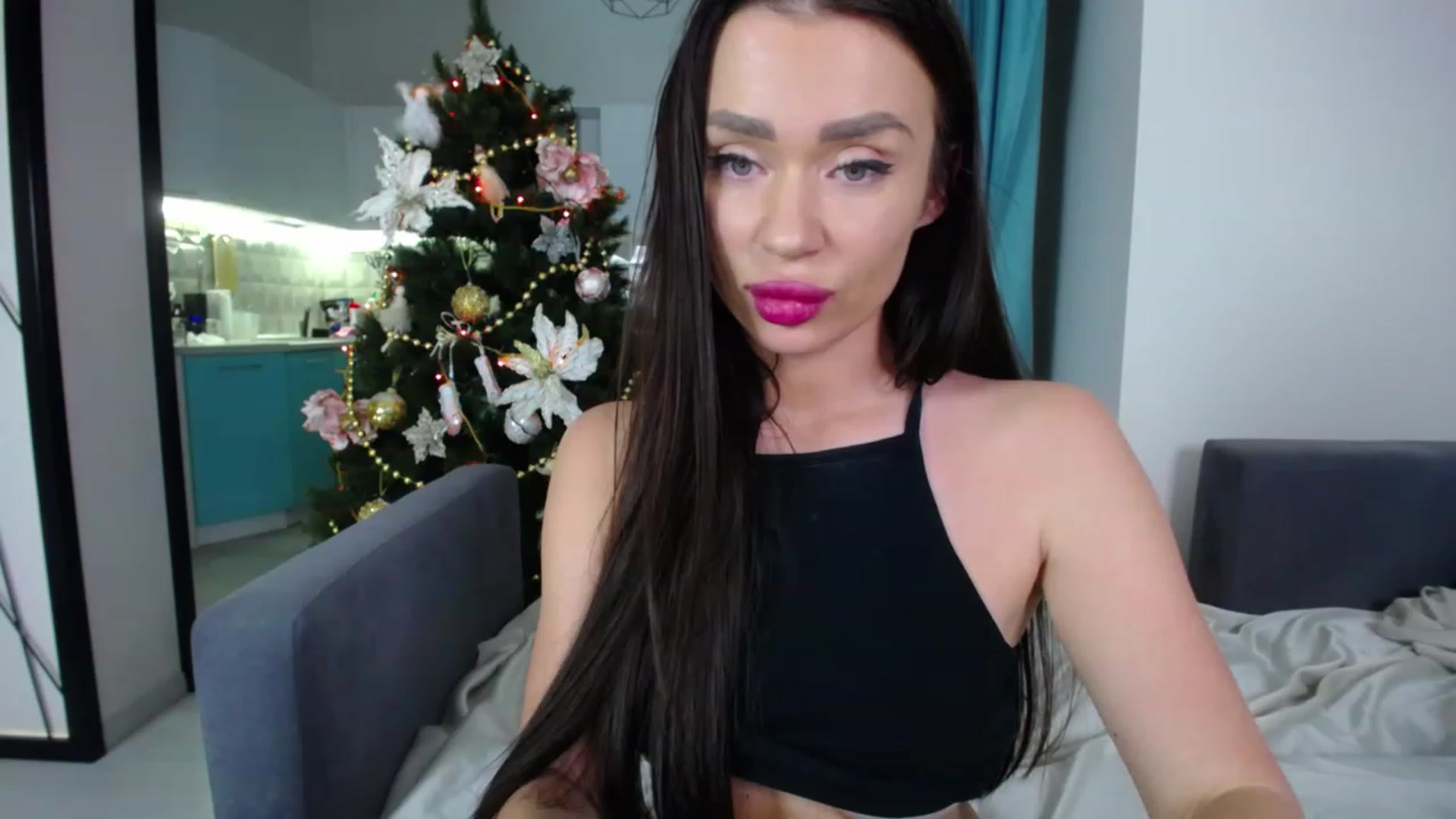 Gallery image thumbnail from Lana_Love's myfreecams stream on, 12/27/2022, 22:04 image 16 of 20