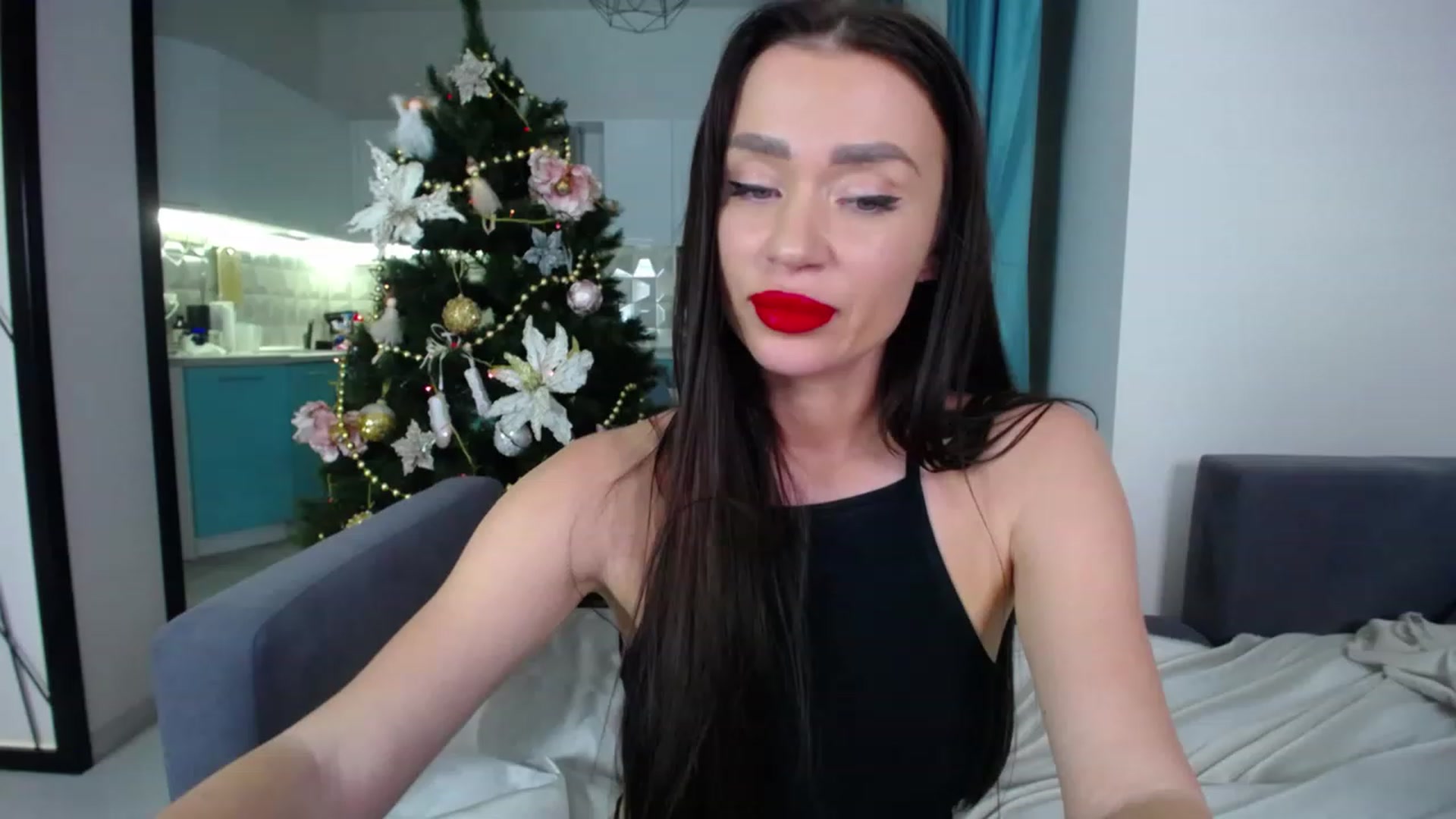Gallery image thumbnail from Lana_Love's myfreecams stream on, 12/27/2022, 22:38 image 10 of 20