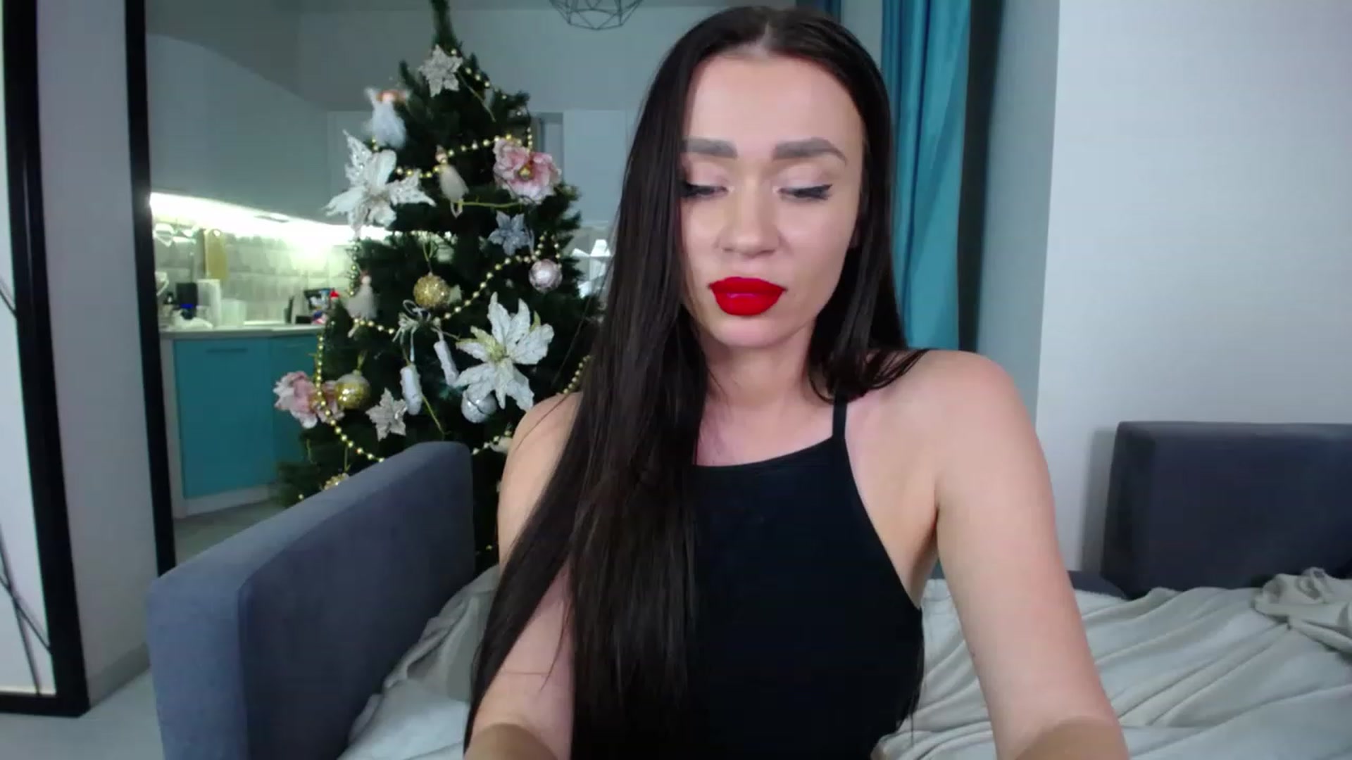 Gallery image thumbnail from Lana_Love's myfreecams stream on, 12/27/2022, 22:38 image 13 of 20