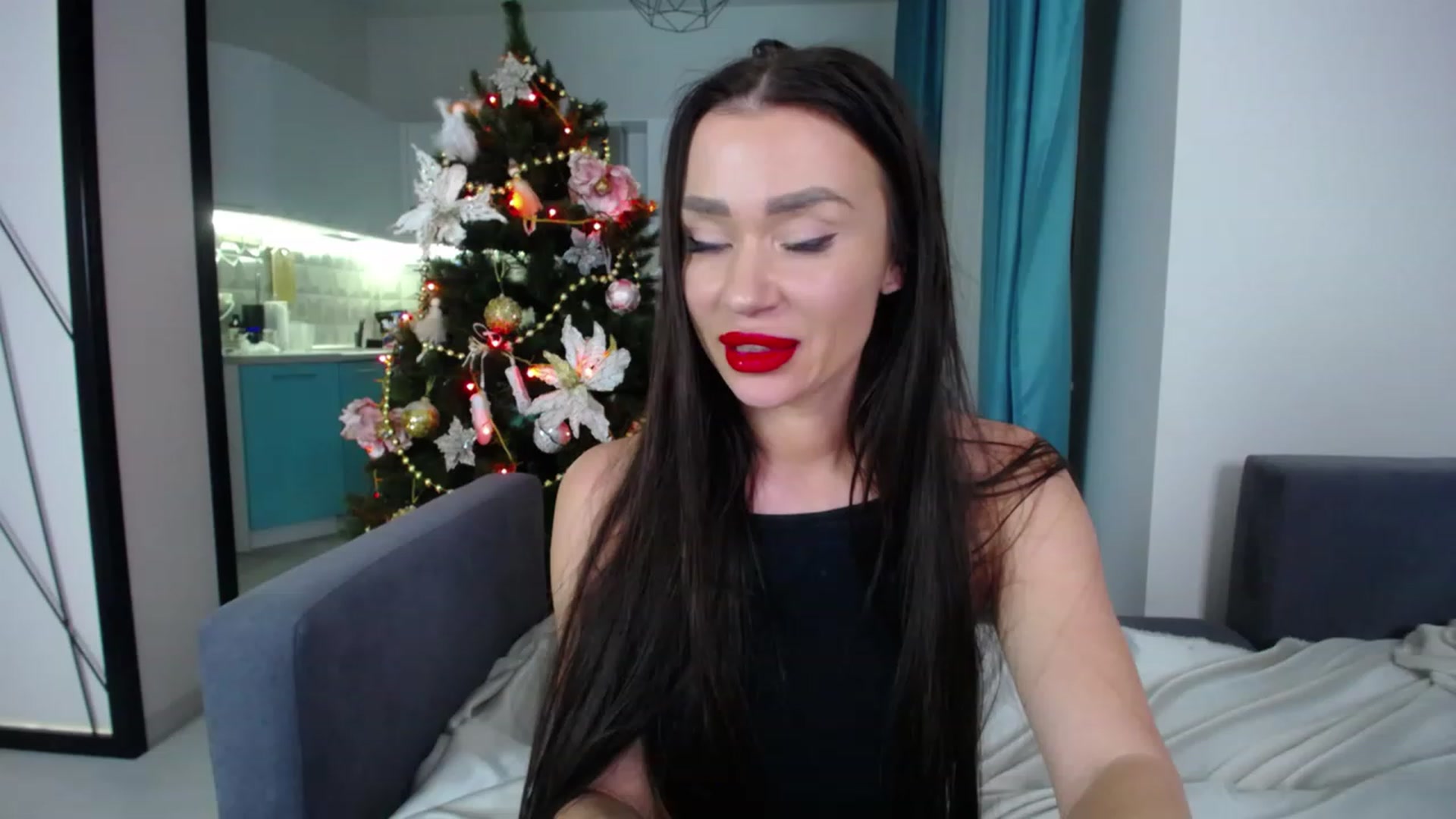 Gallery image thumbnail from Lana_Love's myfreecams stream on, 12/27/2022, 22:38 image 5 of 20