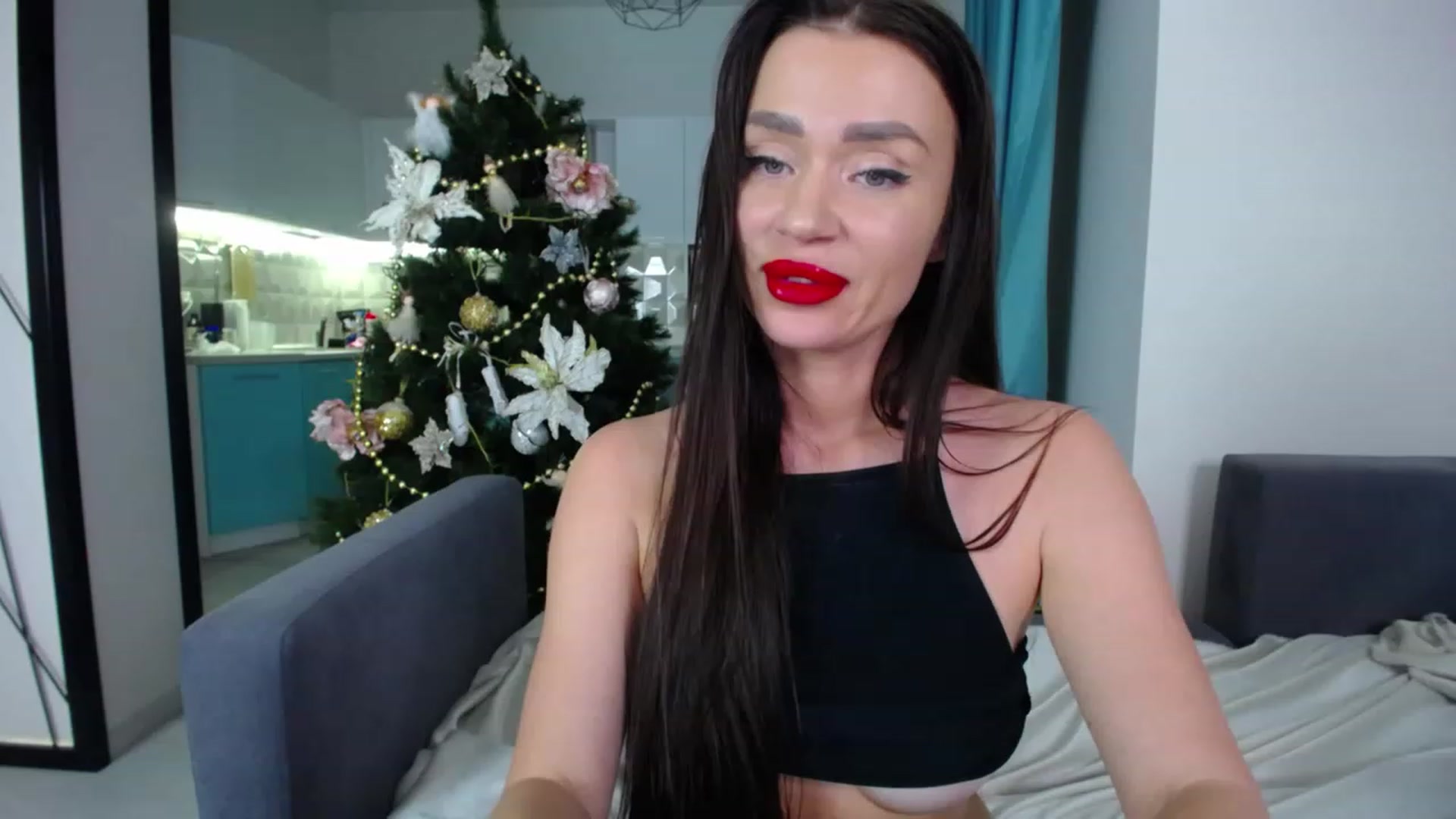Gallery image thumbnail from Lana_Love's myfreecams stream on, 12/27/2022, 22:38 image 16 of 20