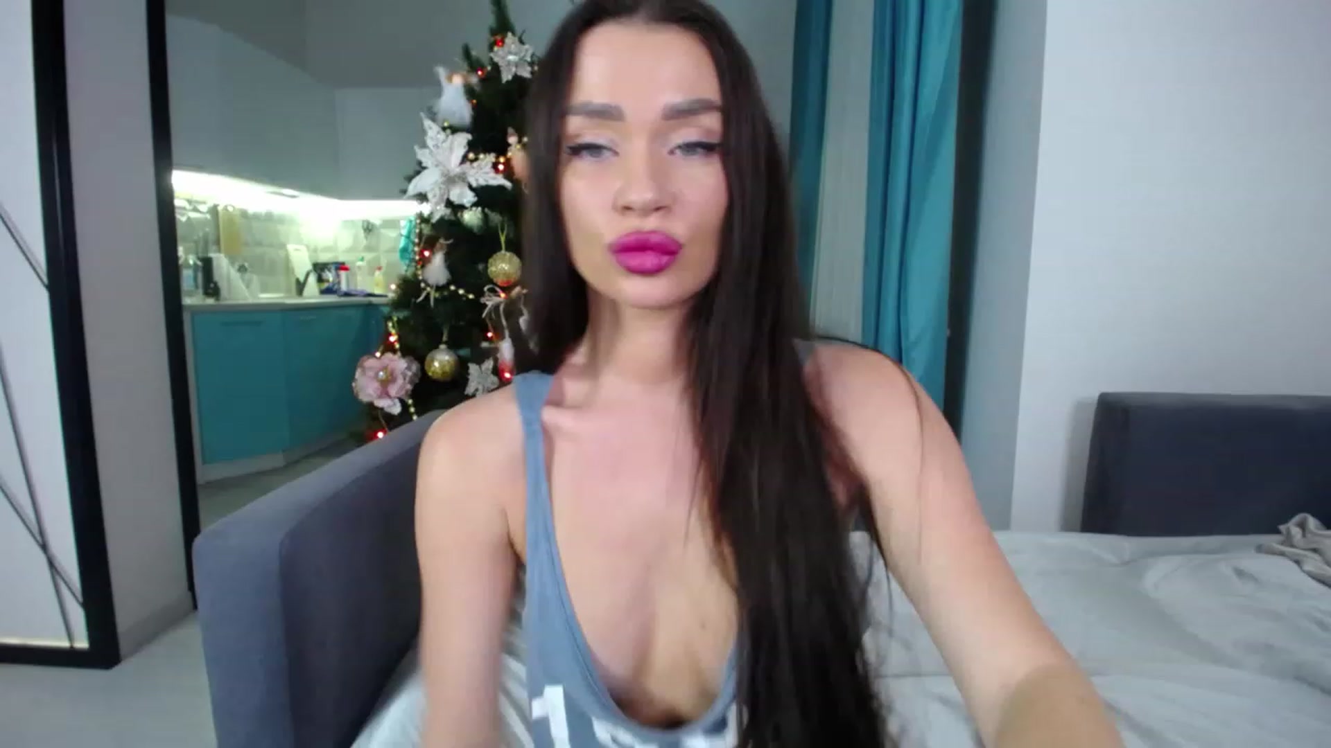 Gallery image thumbnail from Lana_Love's myfreecams stream on, 12/29/2022, 22:05 image 10 of 20