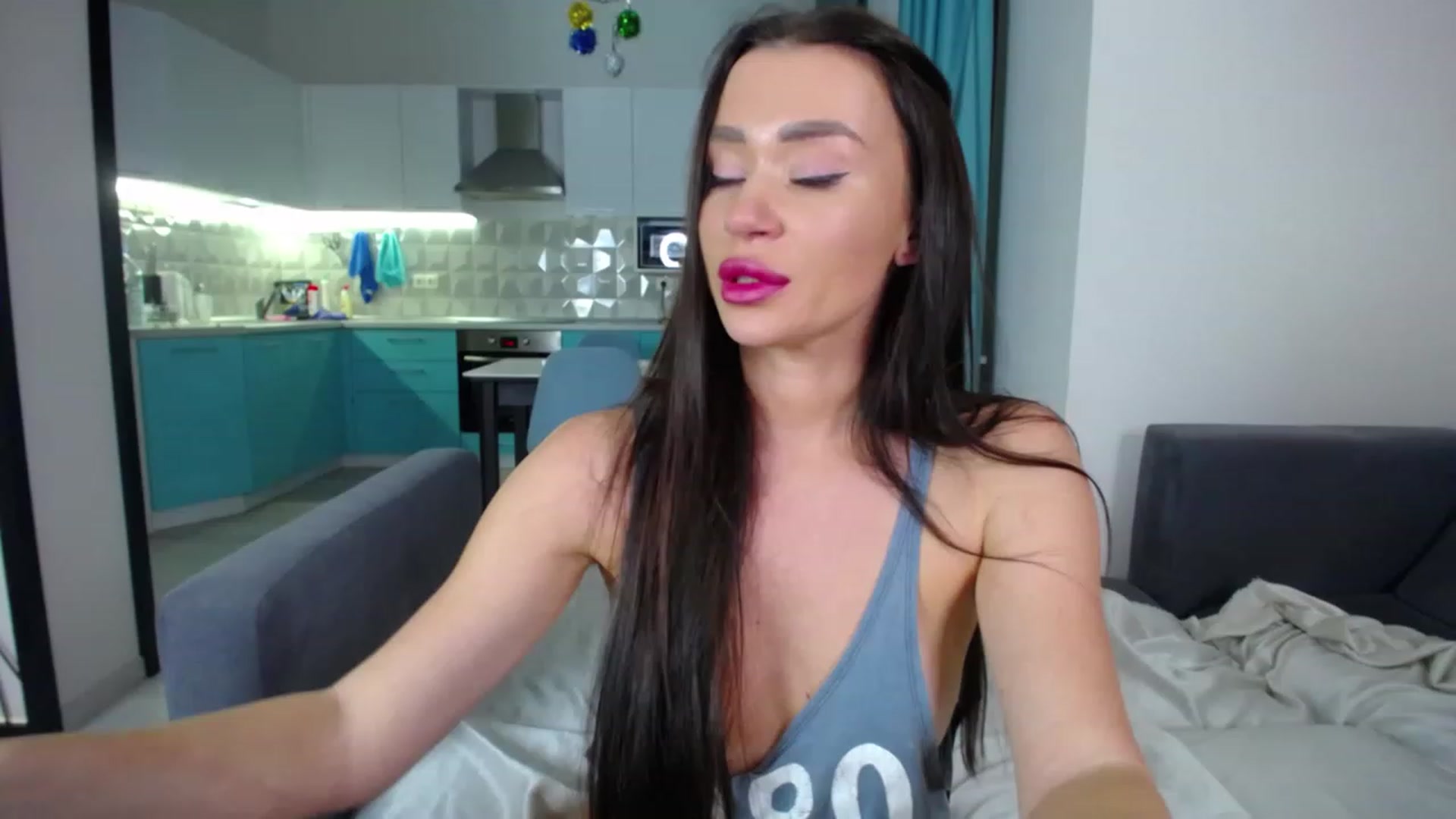 Gallery image thumbnail from Lana_Love's myfreecams stream on, 01/03/2023, 22:51 image 17 of 20