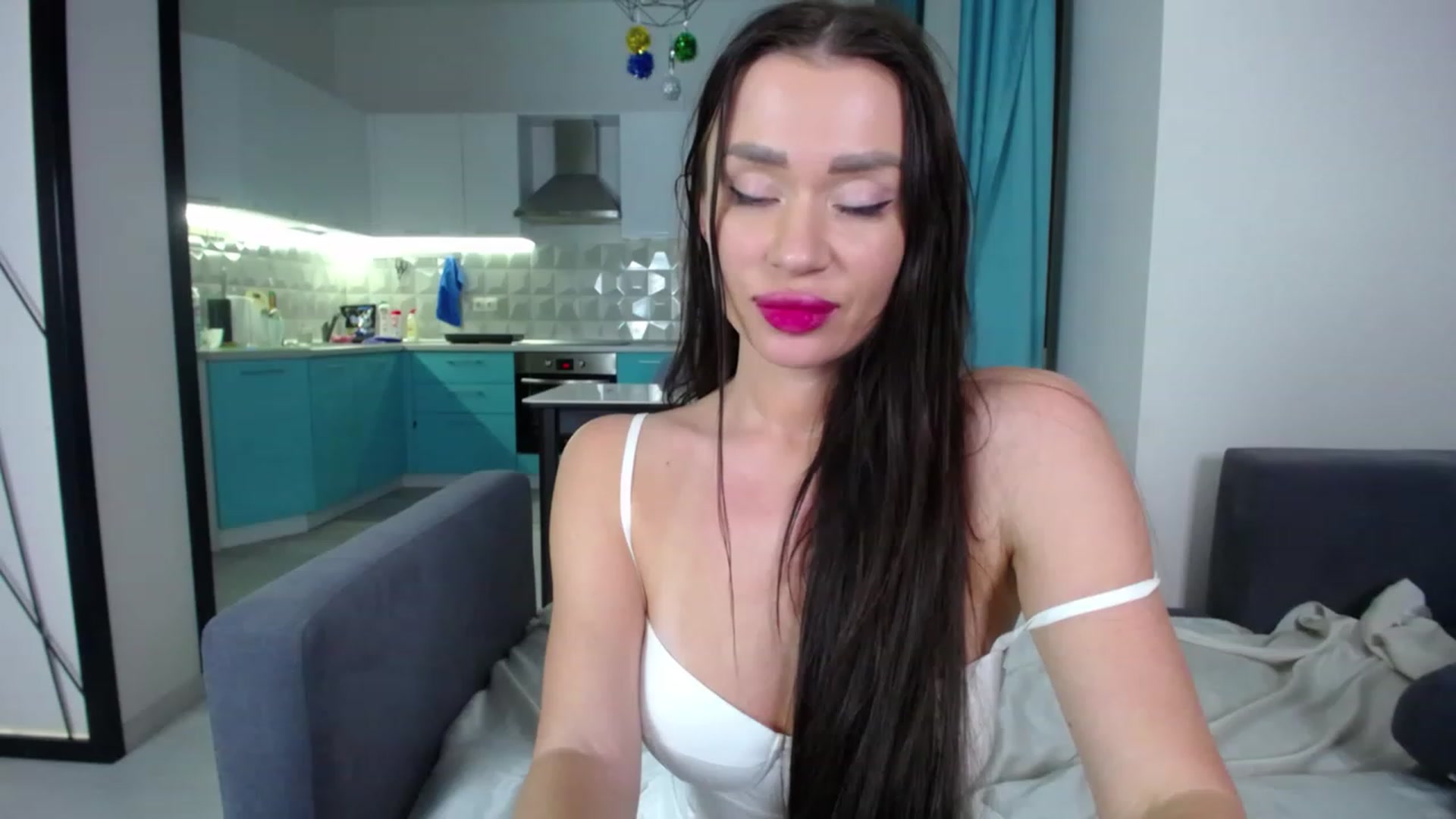 Gallery image thumbnail from Lana_Love's myfreecams stream on, 01/09/2023, 24:12 image 13 of 20