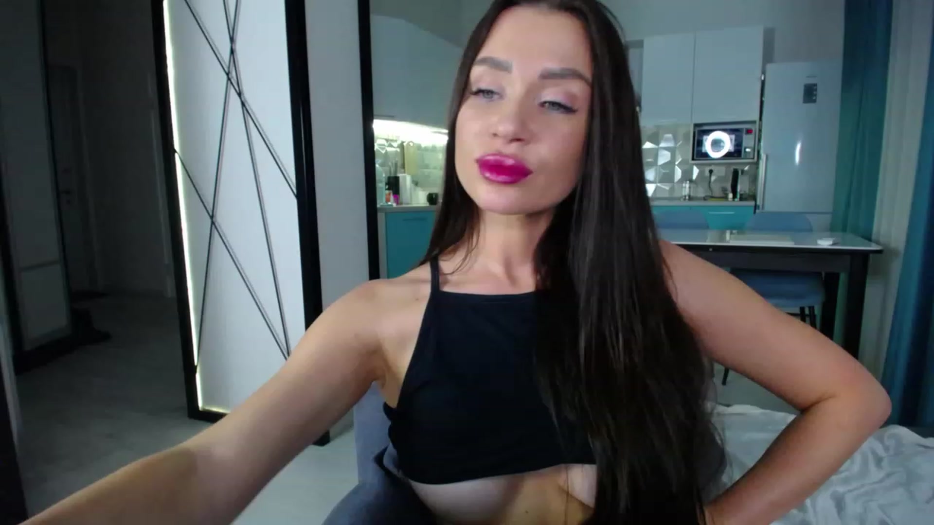 Gallery image thumbnail from Lana_Love's myfreecams stream on, 01/28/2023, 21:46 image 14 of 20