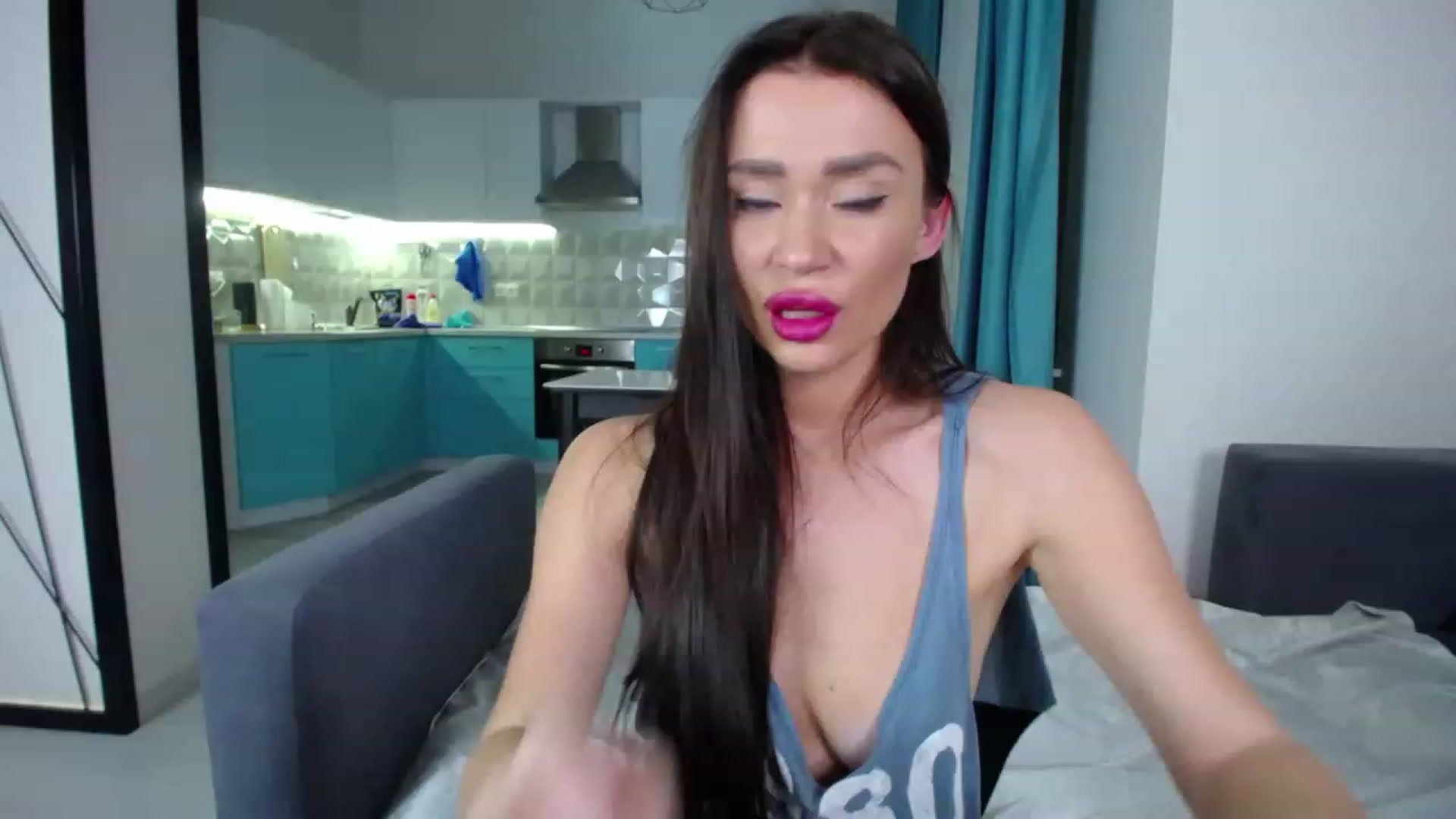 Gallery image thumbnail from Lana_Love's myfreecams stream on, 02/04/2023, 22:06 image 19 of 20