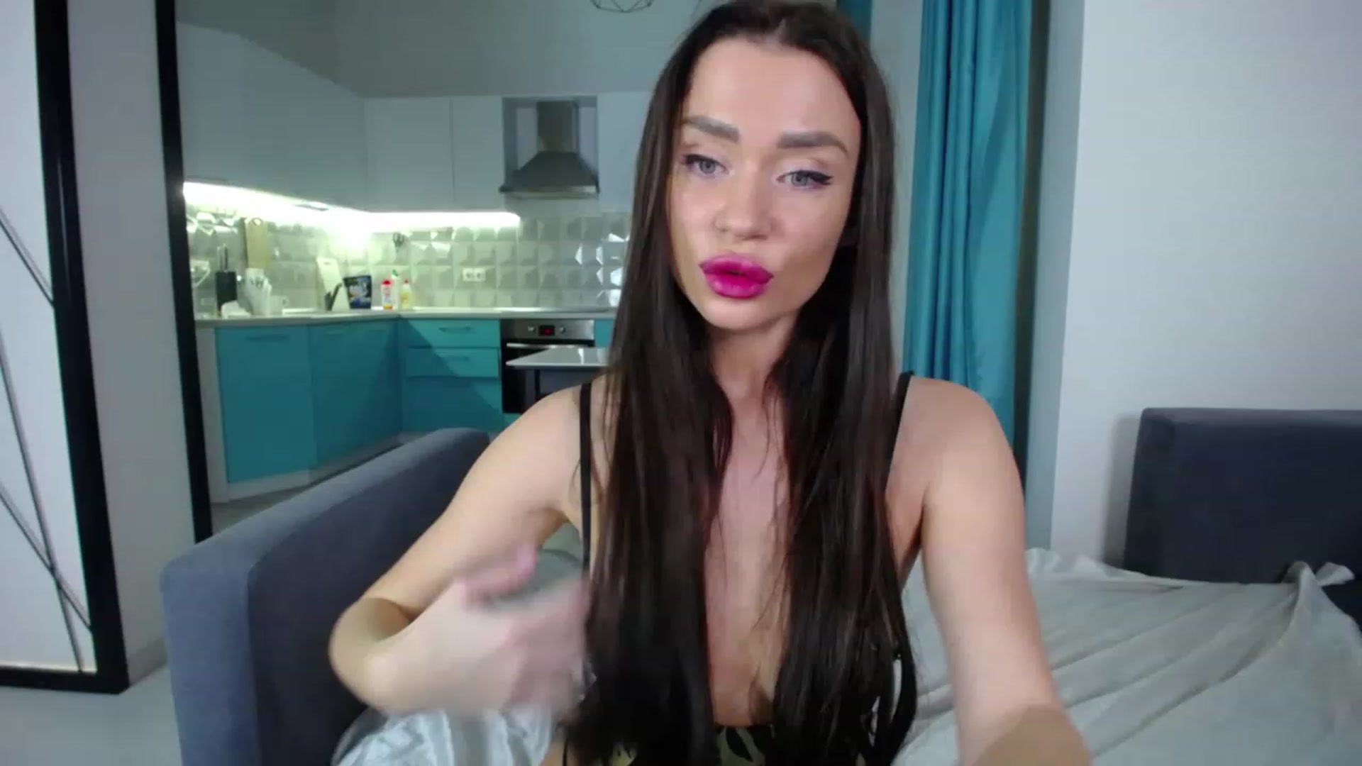 Gallery image thumbnail from Lana_Love's myfreecams stream on, 02/10/2023, 21:45 image 15 of 20