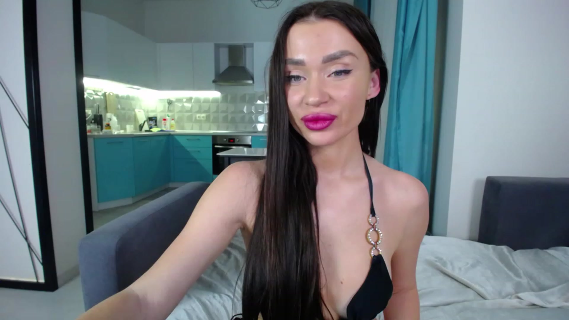 Gallery image thumbnail from Lana_Love's myfreecams stream on, 02/12/2023, 21:21 image 4 of 20