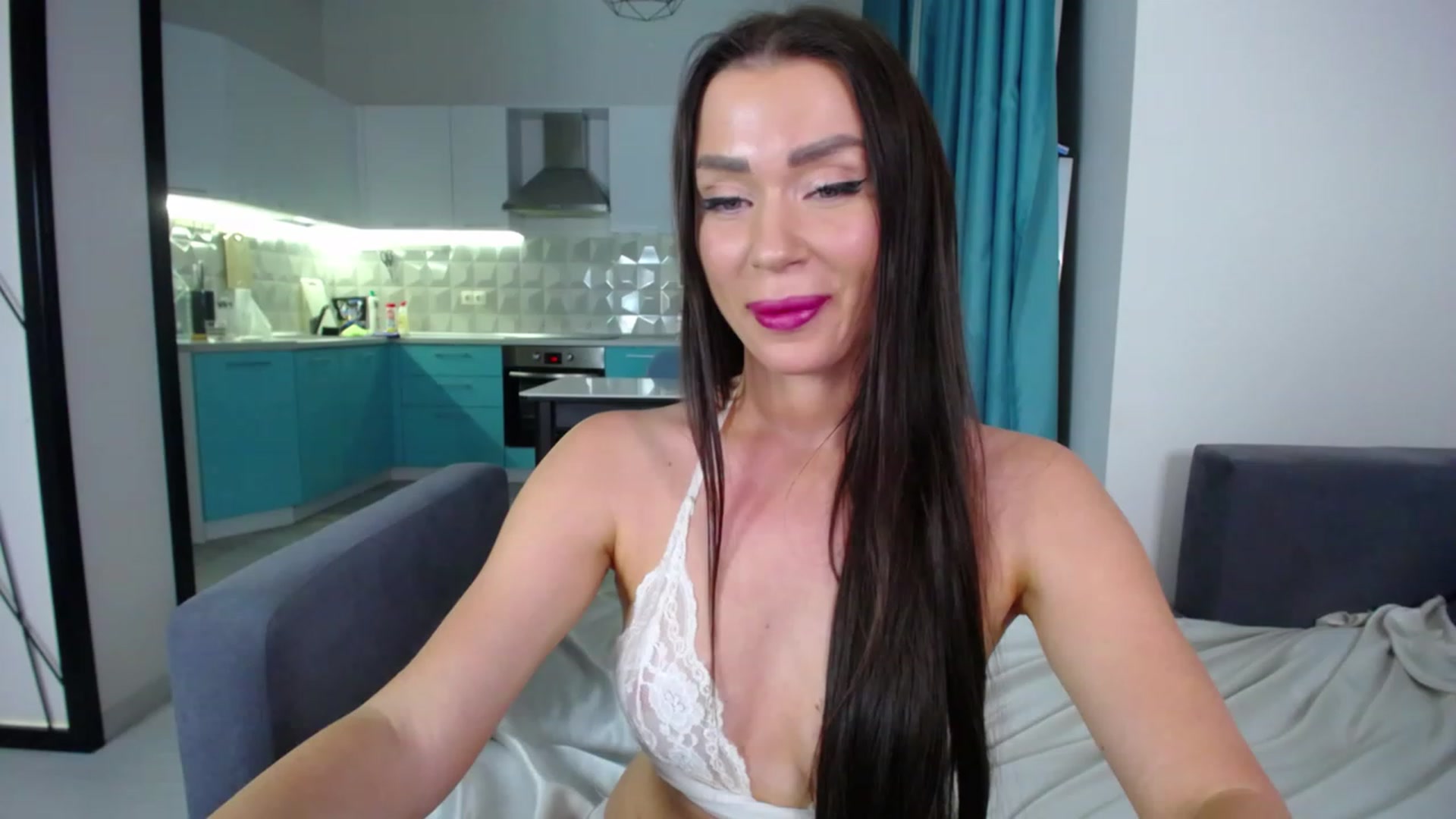 Gallery image thumbnail from Lana_Love's myfreecams stream on, 03/04/2023, 22:08 image 17 of 20