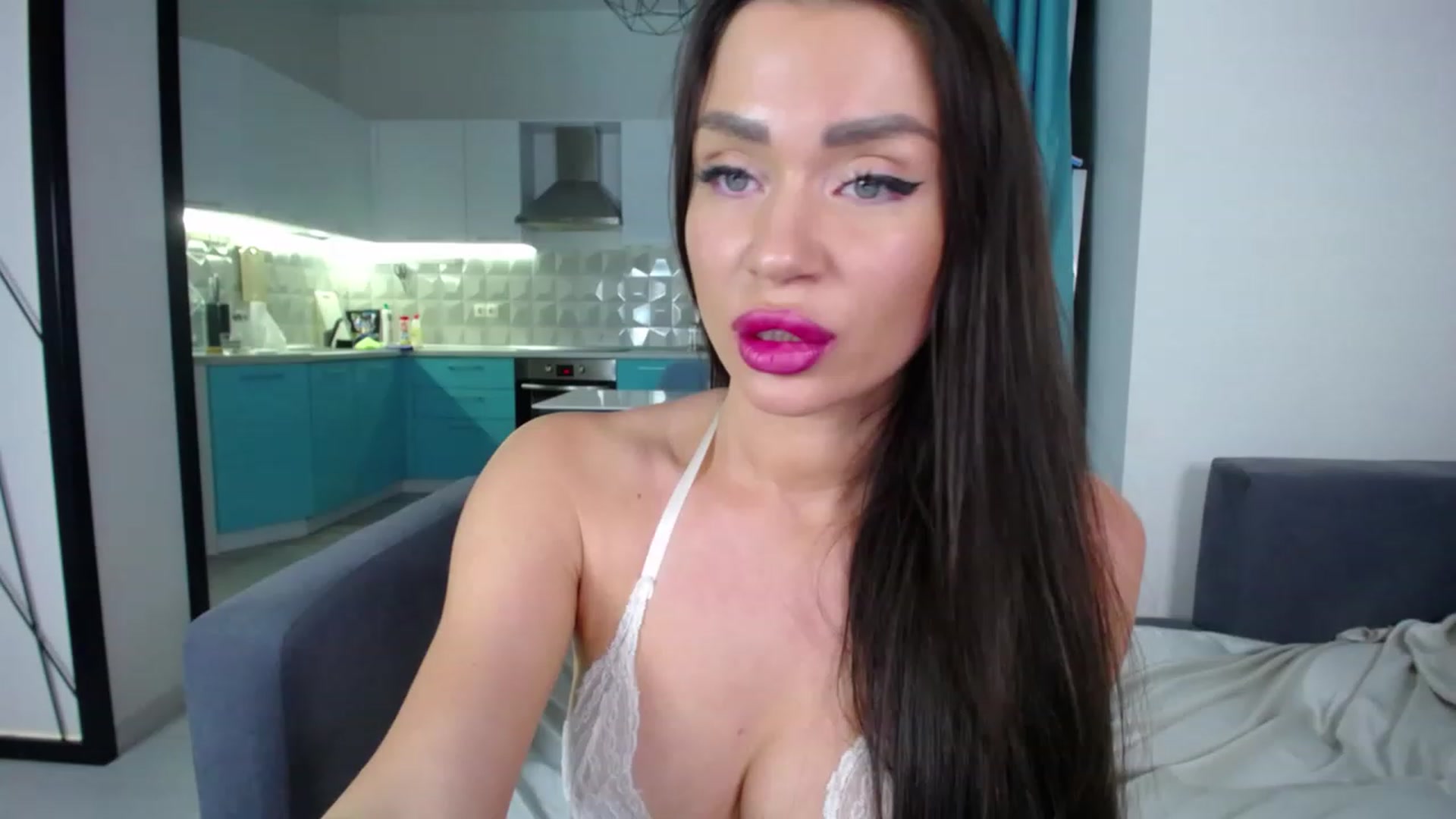 Gallery image thumbnail from Lana_Love's myfreecams stream on, 03/04/2023, 22:08 image 3 of 20