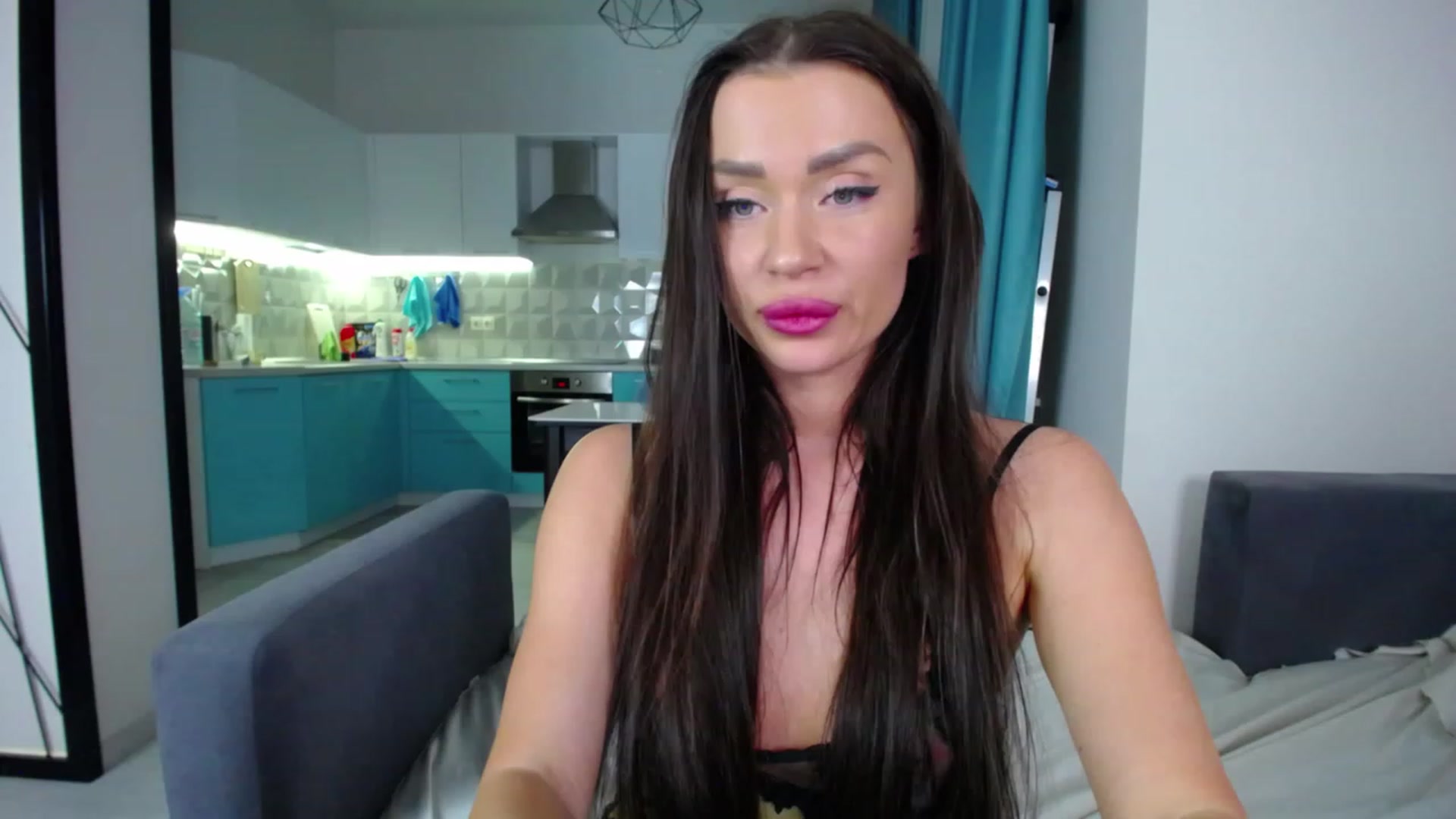 Gallery image thumbnail from Lana_Love's myfreecams stream on, 03/09/2023, 22:02 image 17 of 20