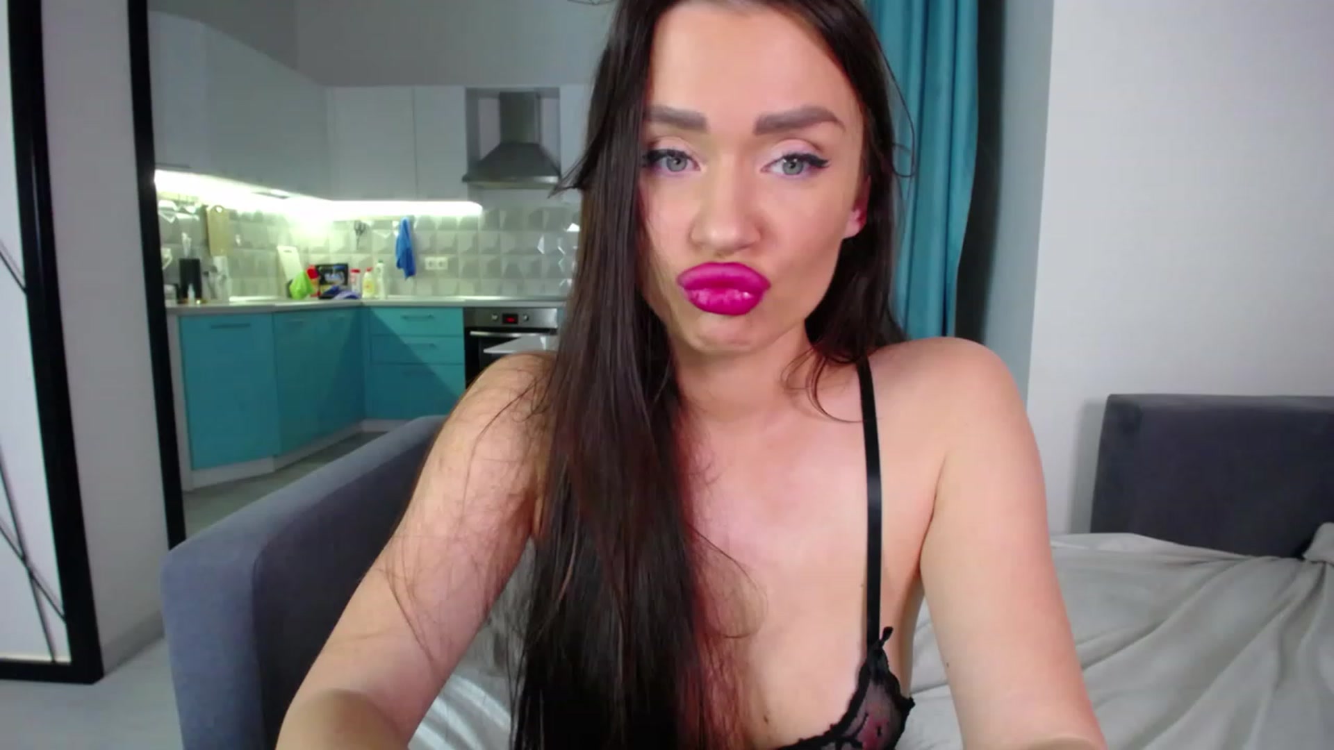 Gallery image thumbnail from Lana_Love's myfreecams stream on, 03/15/2023, 20:36 image 14 of 20
