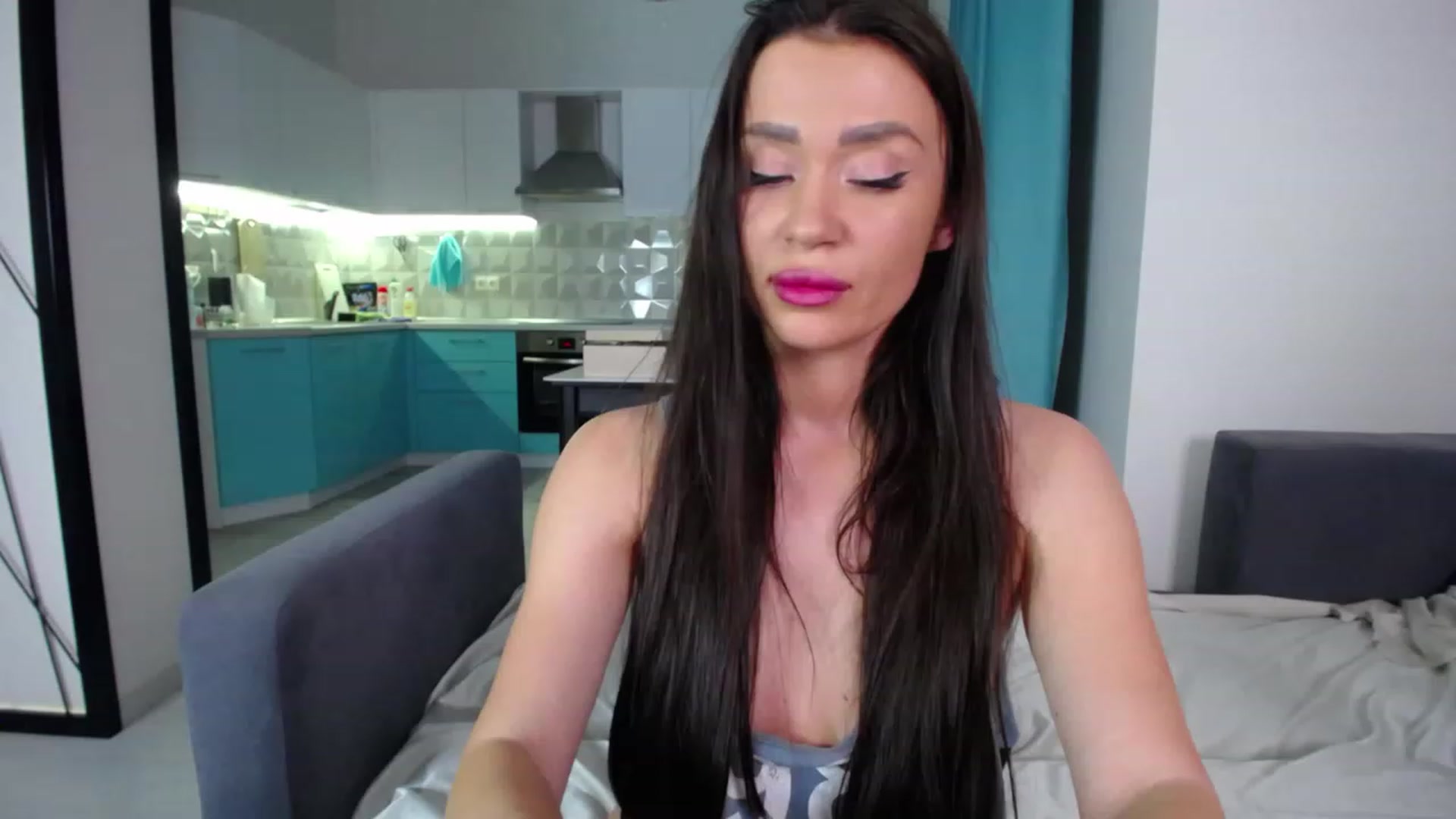 Gallery image thumbnail from Lana_Love's myfreecams stream on, 03/29/2023, 19:32 image 15 of 20