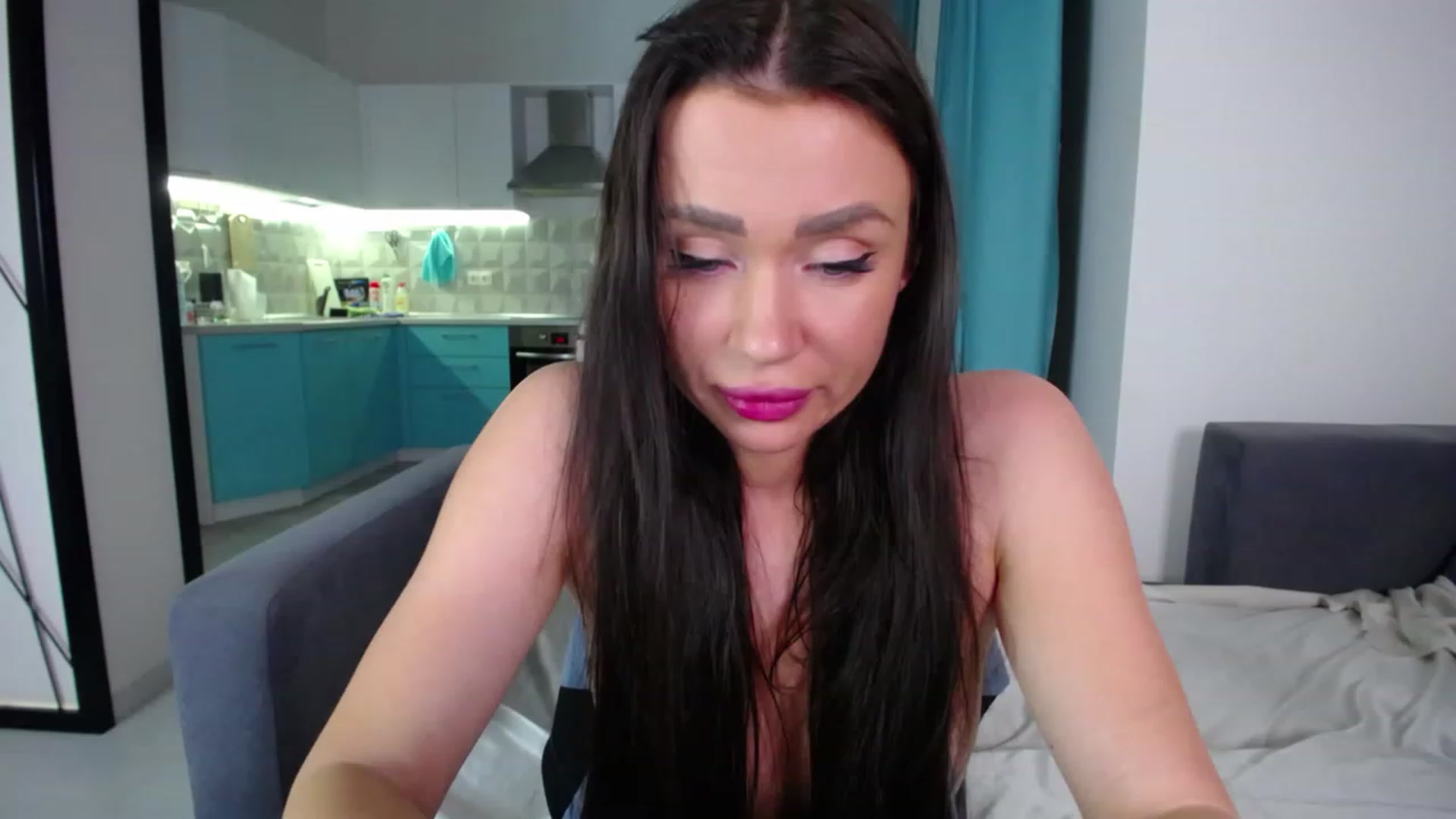 Gallery image thumbnail from Lana_Love's myfreecams stream on, 03/29/2023, 19:32 image 18 of 20