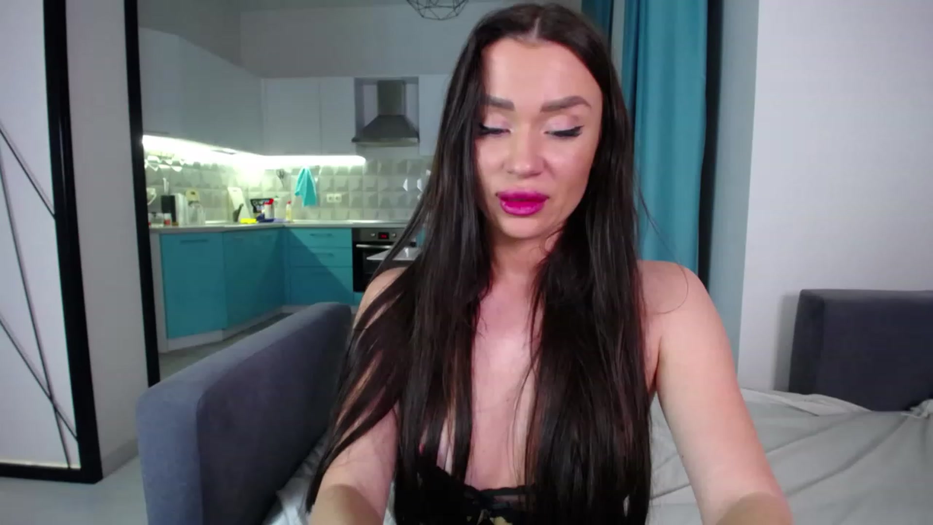 Gallery image thumbnail from Lana_Love's myfreecams stream on, 04/01/2023, 21:26 image 4 of 20