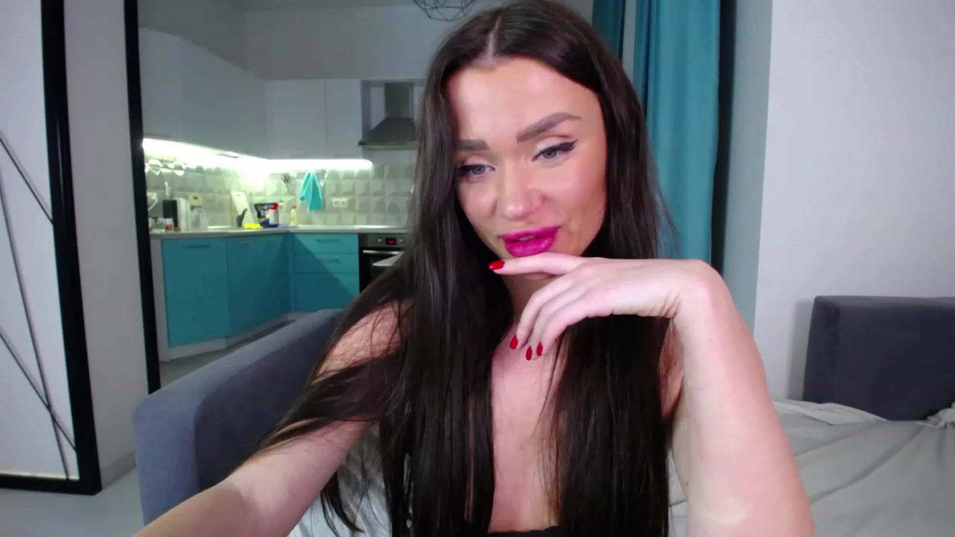 Gallery image thumbnail from Lana_Love's myfreecams stream on, 04/01/2023, 21:26 image 5 of 20