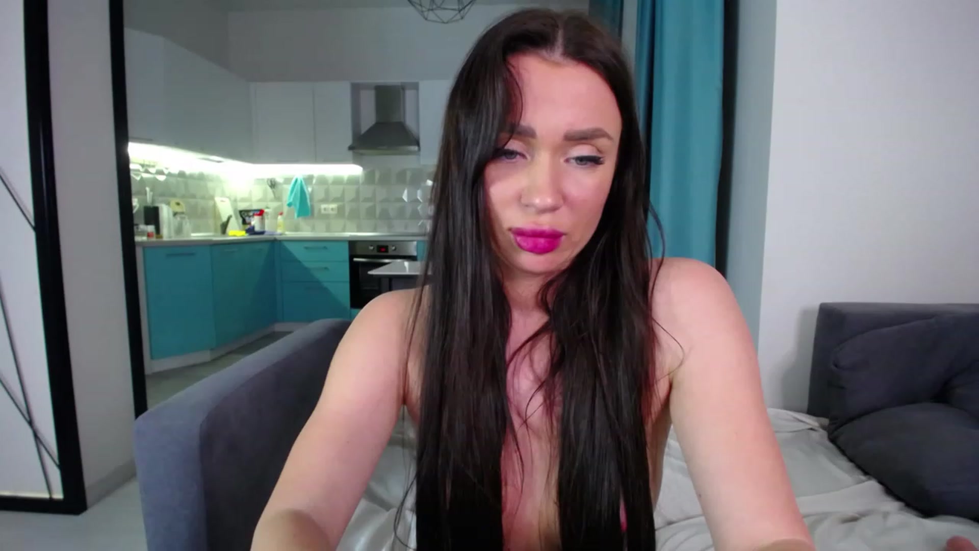 Gallery image thumbnail from Lana_Love's myfreecams stream on, 04/01/2023, 22:35 image 3 of 20