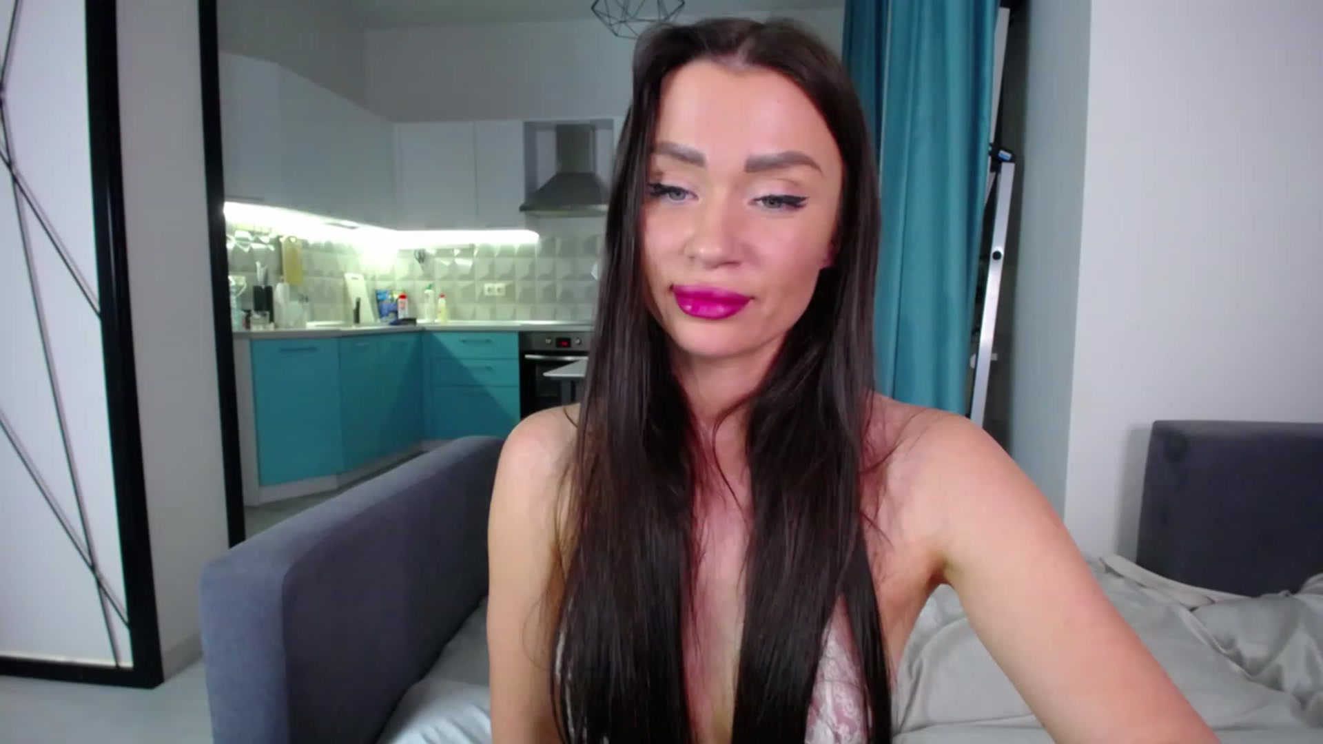 Gallery image thumbnail from Lana_Love's myfreecams stream on, 04/05/2023, 19:40 image 19 of 20