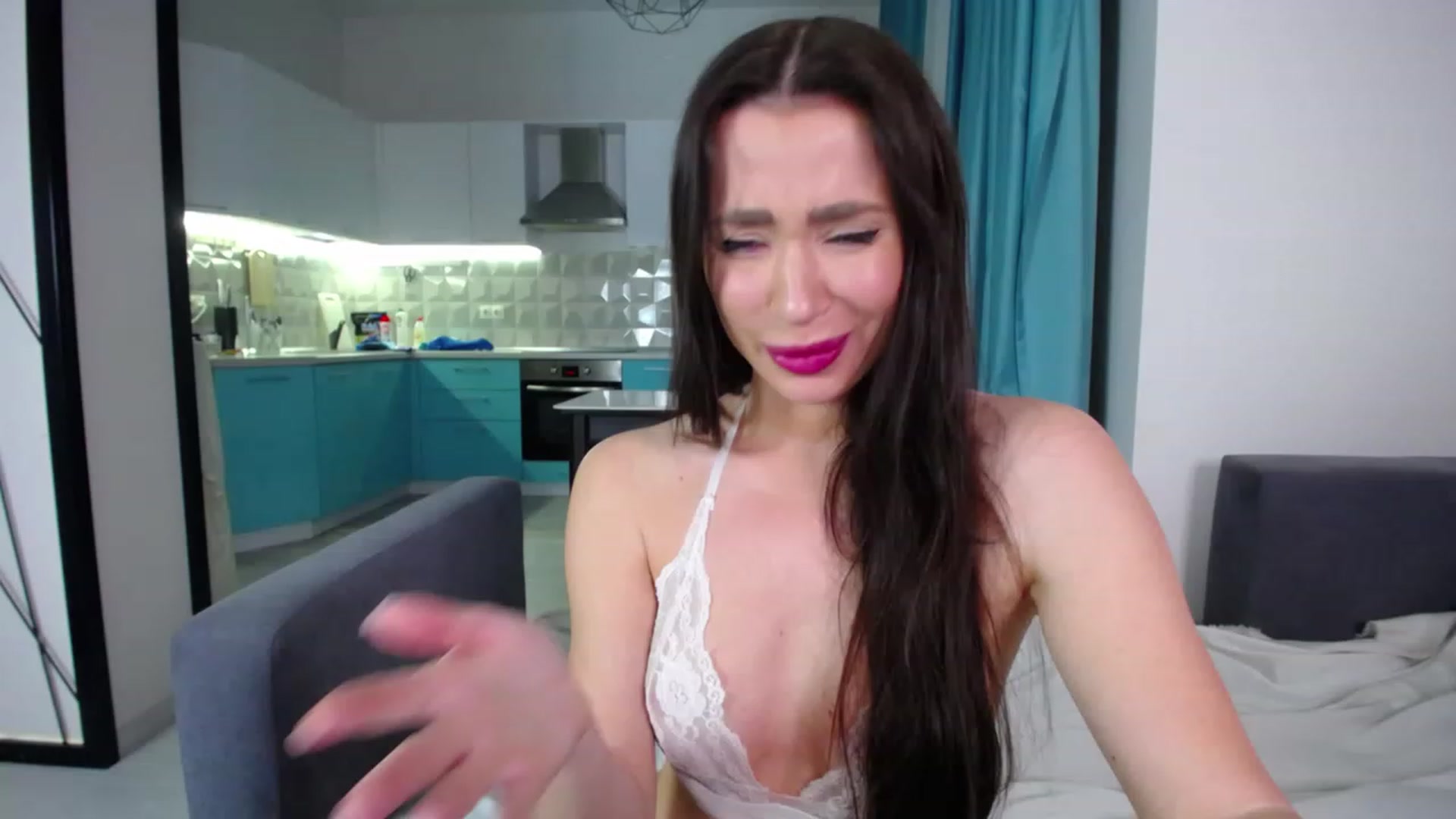 Gallery image thumbnail from Lana_Love's myfreecams stream on, 04/09/2023, 20:03 image 4 of 20