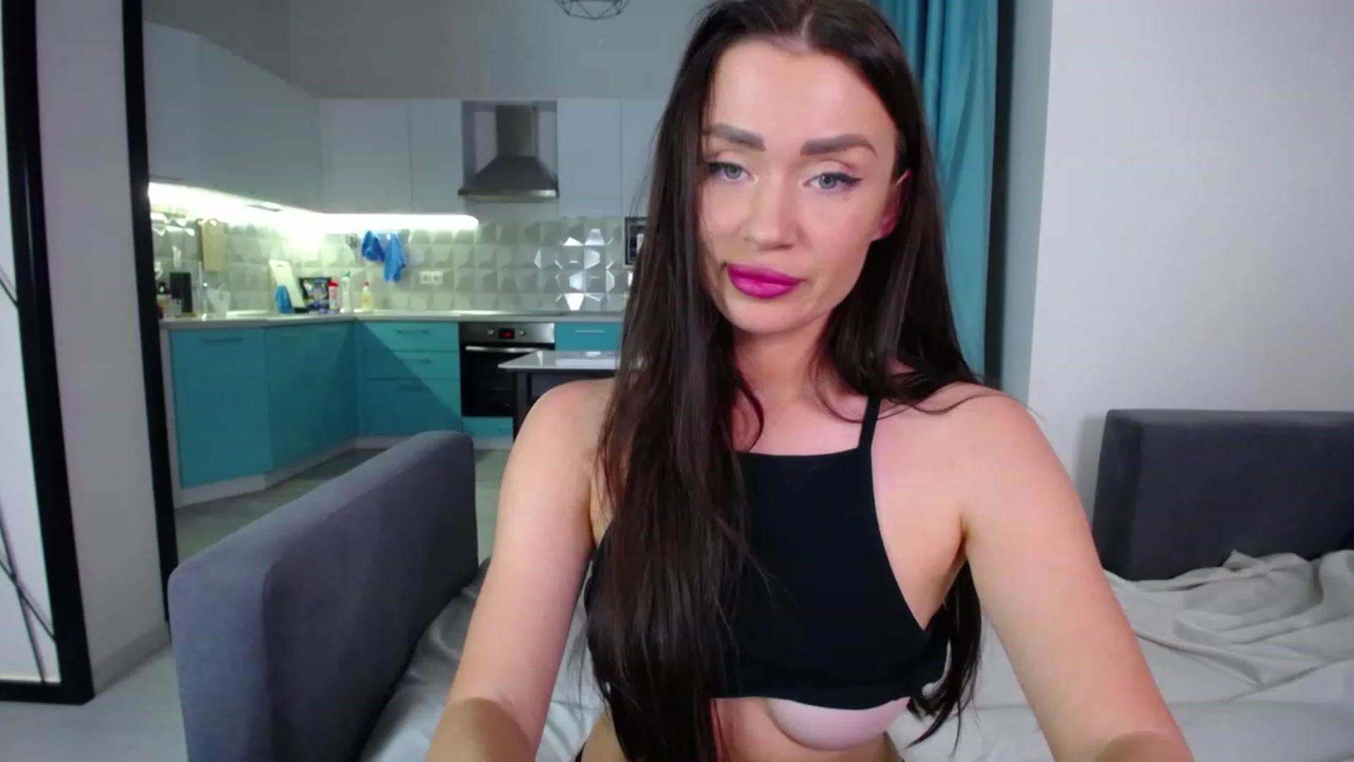 Gallery image thumbnail from Lana_Love's myfreecams stream on, 04/16/2023, 17:44 image 18 of 20