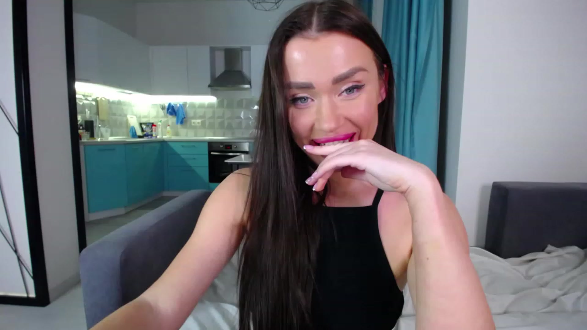 Gallery image thumbnail from Lana_Love's myfreecams stream on, 04/16/2023, 19:17 image 14 of 20