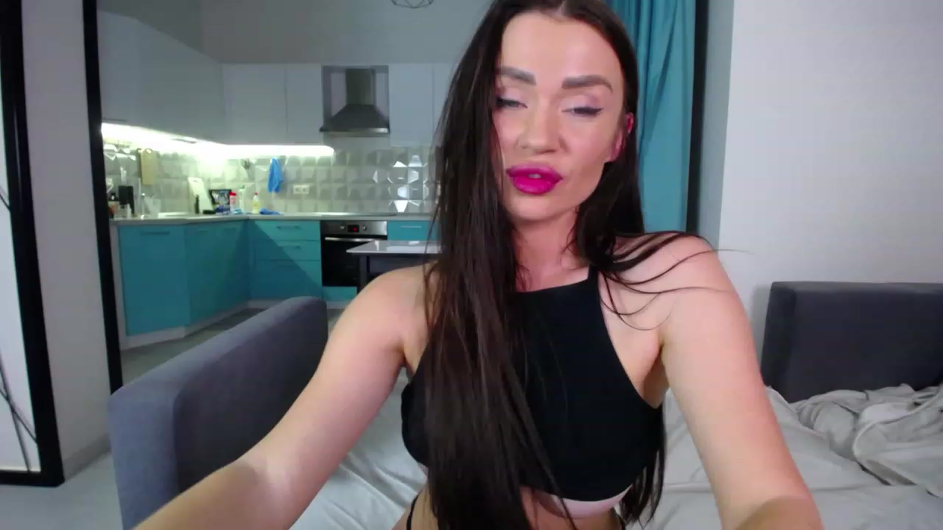 Gallery image thumbnail from Lana_Love's myfreecams stream on, 04/16/2023, 21:37 image 3 of 20