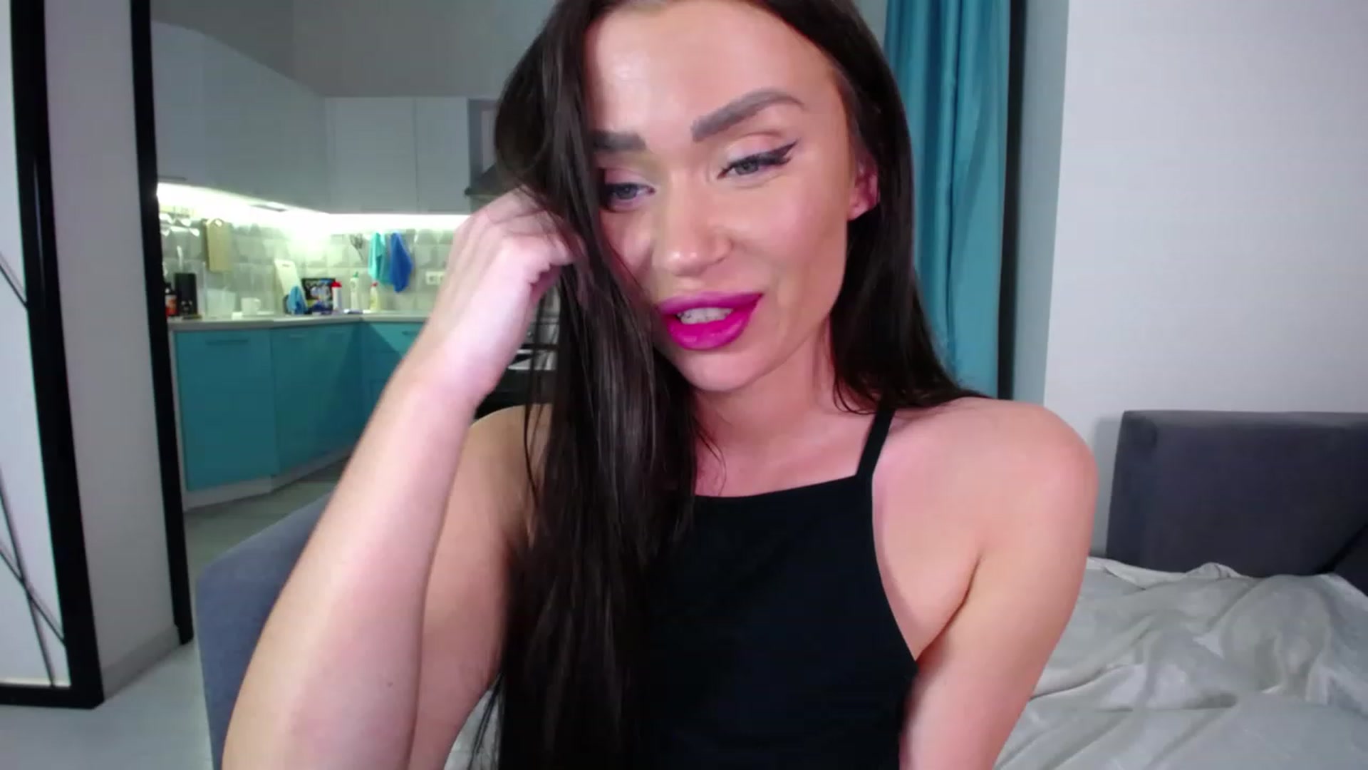 Gallery image thumbnail from Lana_Love's myfreecams stream on, 04/23/2023, 22:32 image 3 of 20