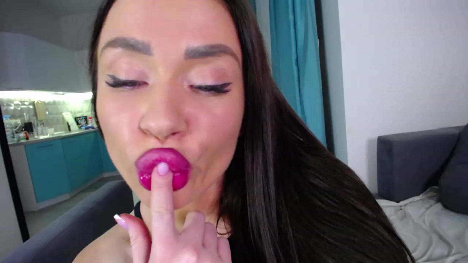 Gallery image thumbnail from Lana_Love's myfreecams stream on, 04/25/2023, 20:33 image 8 of 20