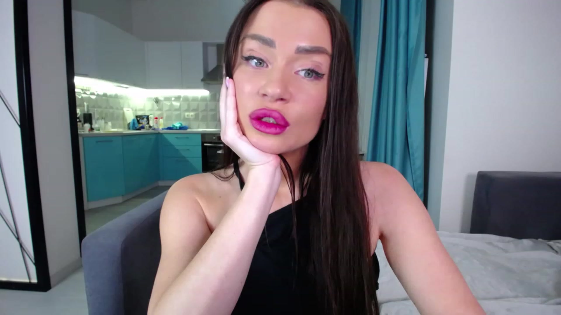 Gallery image thumbnail from Lana_Love's myfreecams stream on, 05/04/2023, 21:24 image 7 of 20